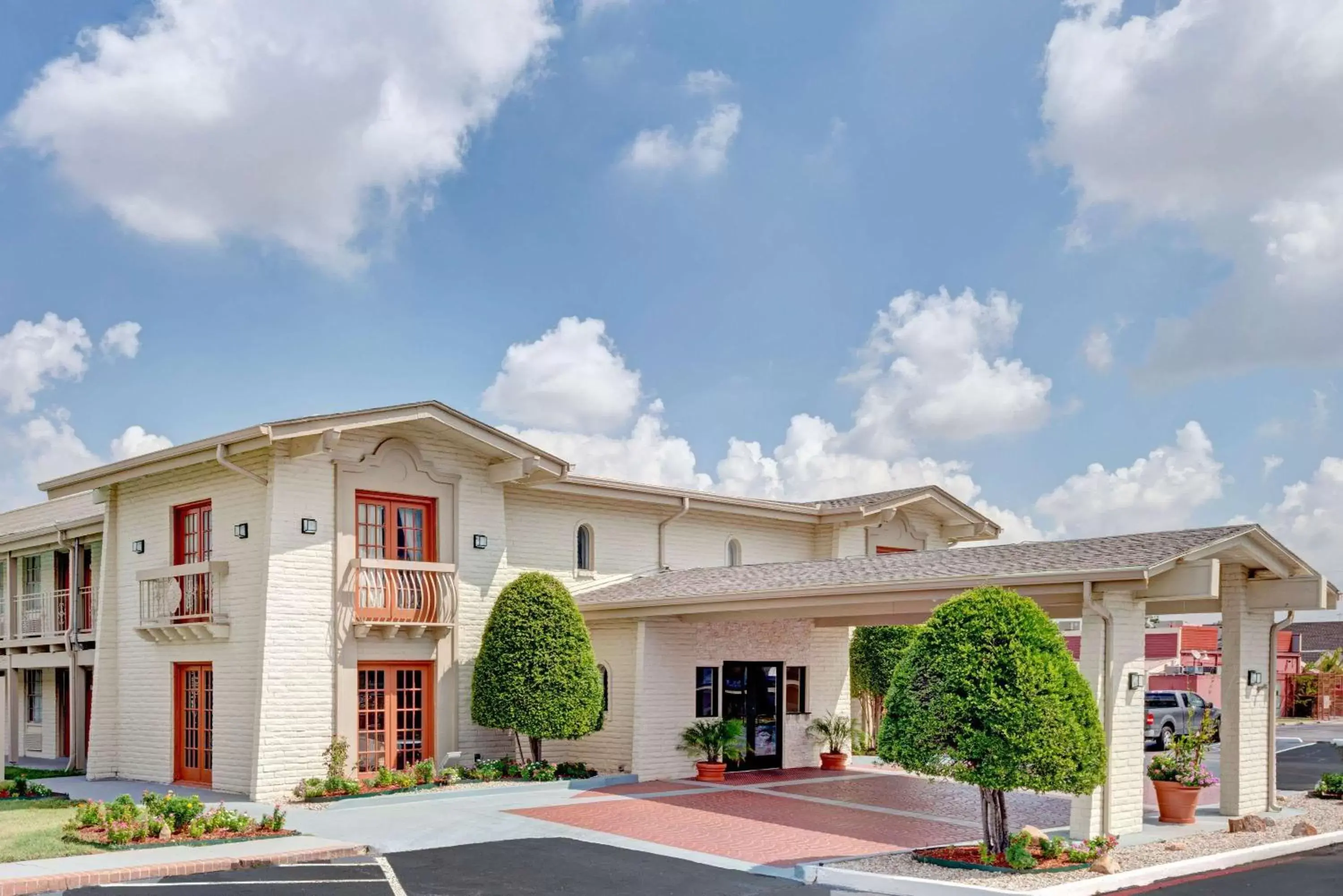 Travelodge by Wyndham North Richland Hills/Dallas/Ft Worth Travelodge by Wyndham North Richland Hills/Dallas/Ft Worth