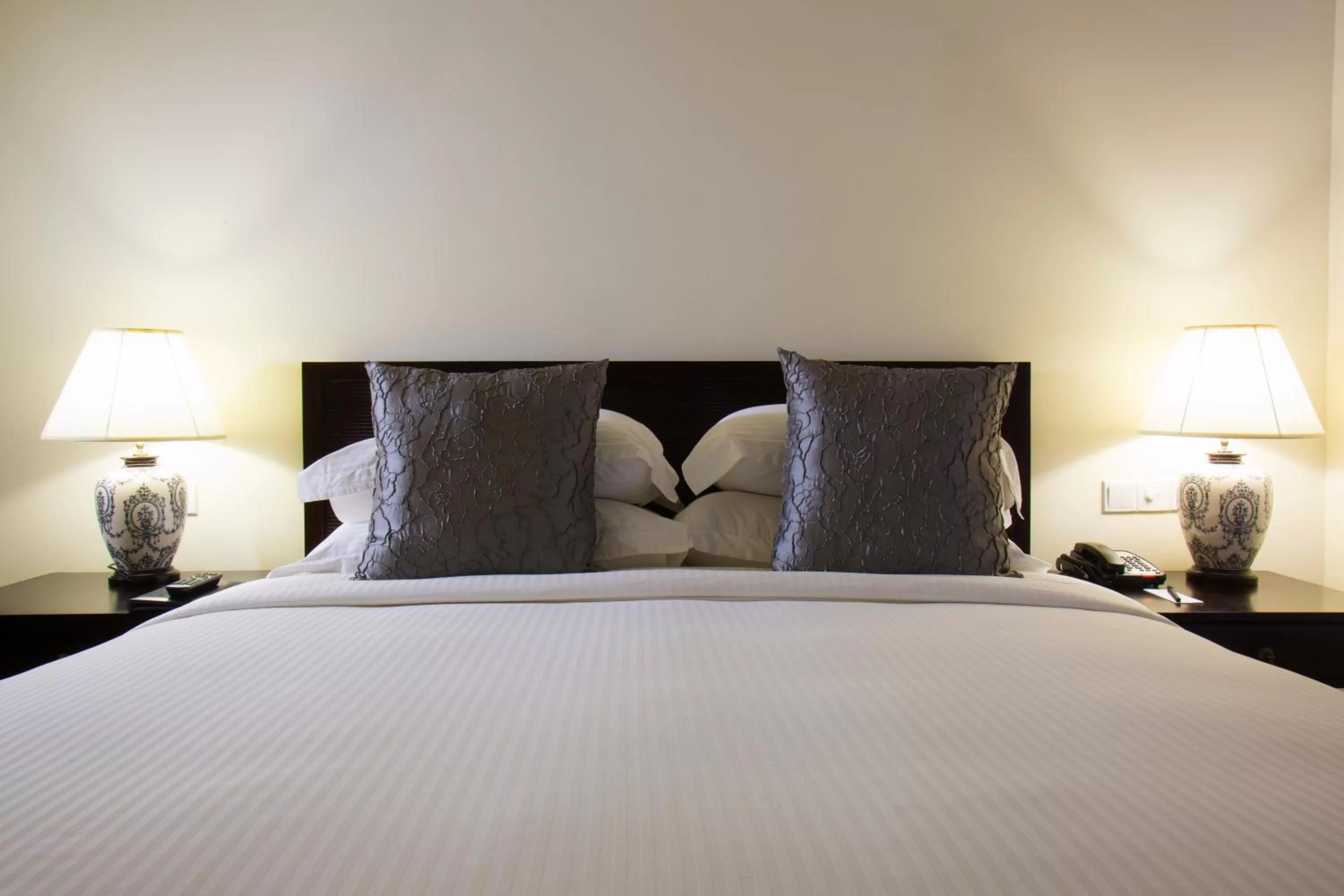 City View Room  - single occupancy in Galle Face Hotel