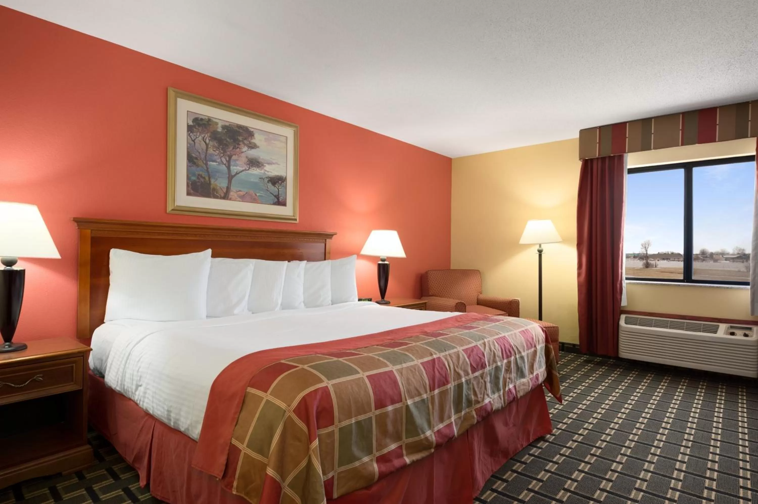 King Studio Suite - Non-Smoking in Baymont by Wyndham Springfield IL
