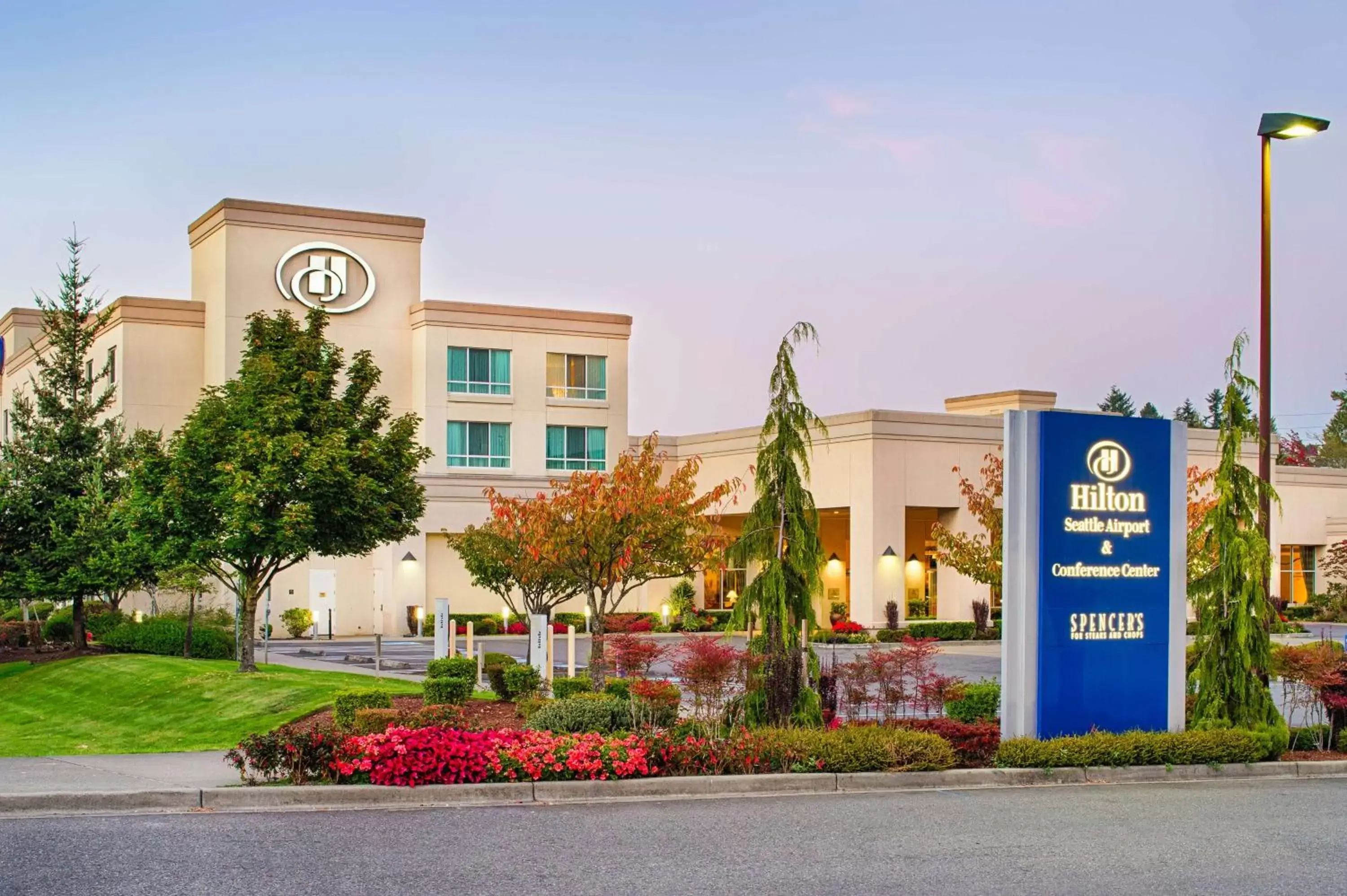Hilton Seattle Airport & Conference Center Hilton Seattle Airport & Conference Center