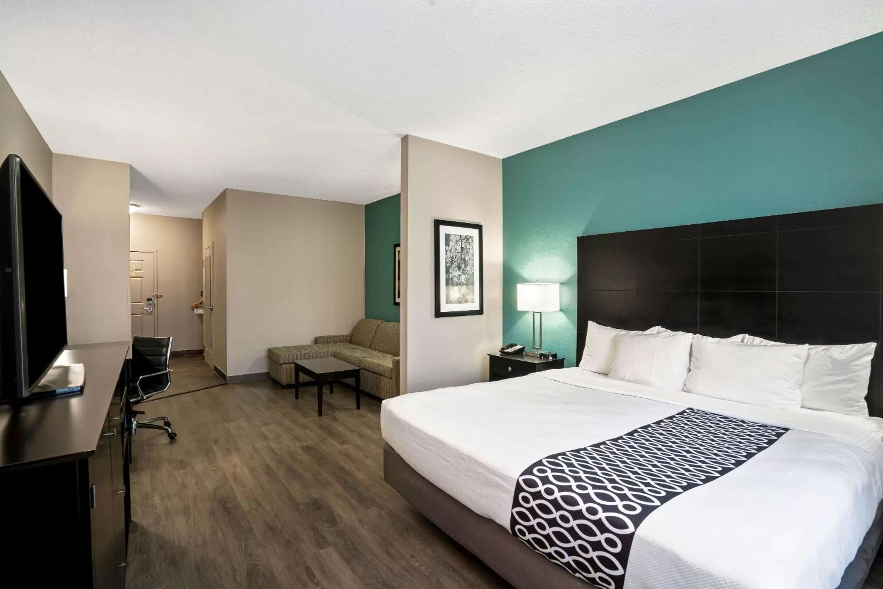 King Room - Mobility Access/Non-Smoking in La Quinta by Wyndham Lebanon