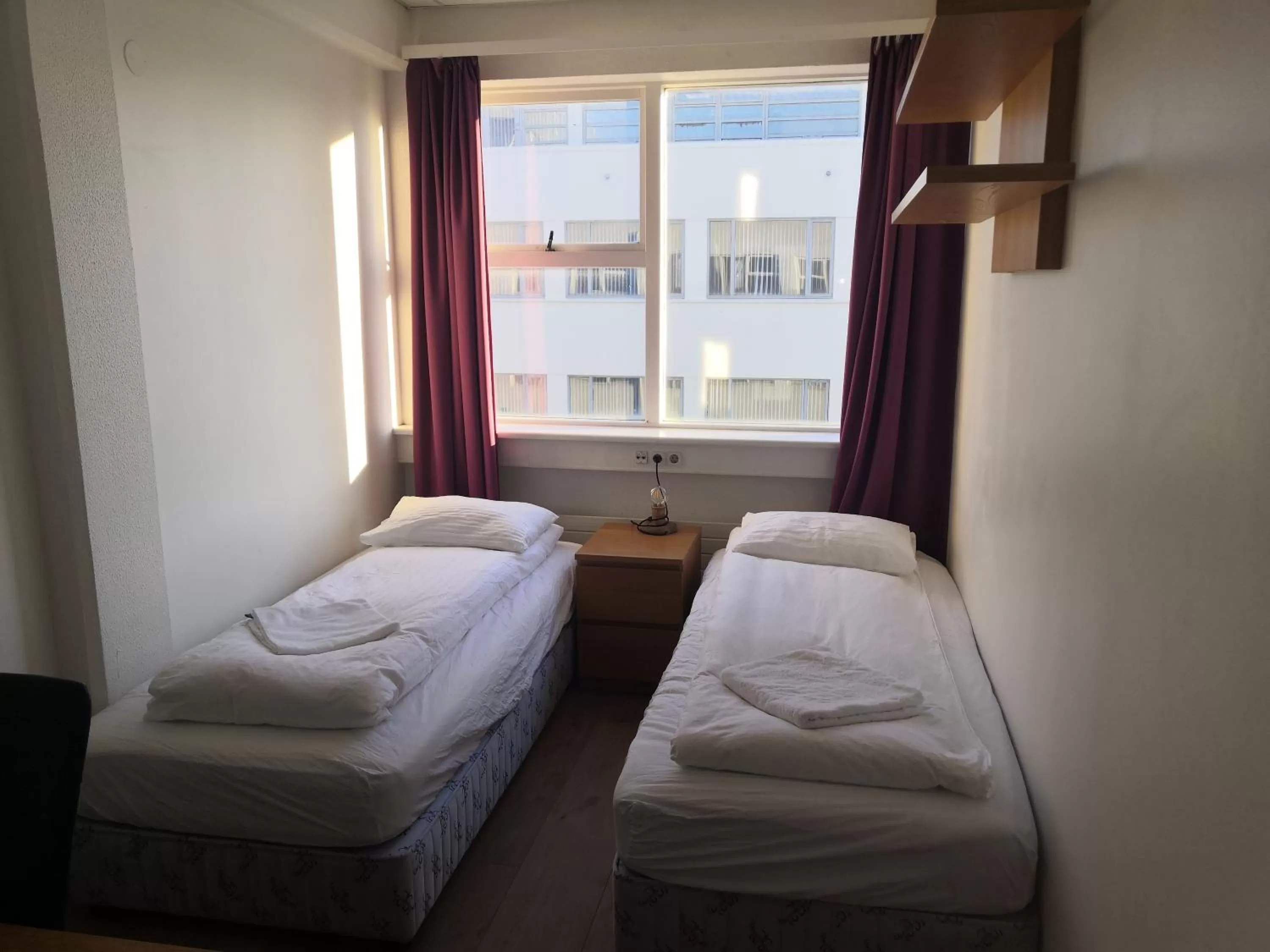 Twin Room with Private Bathroom in 101 Guesthouse Hotel