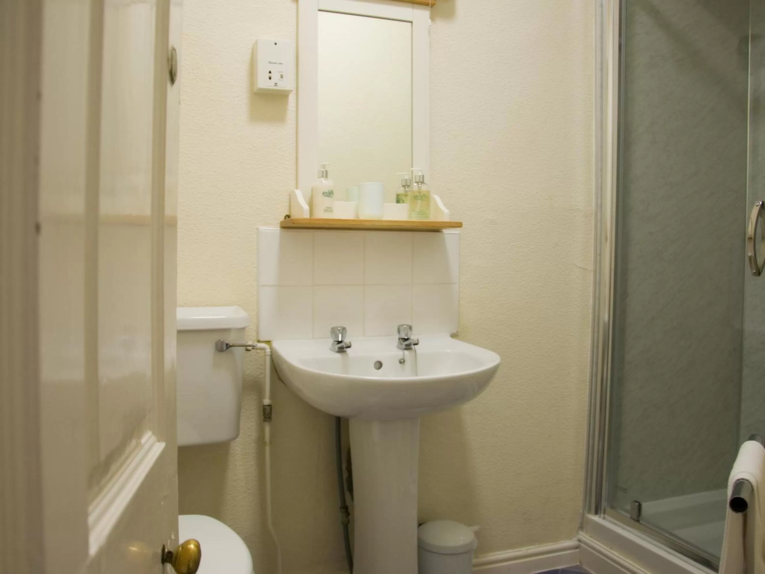 Standard Double Room - single occupancy in Horseshoe Hotel