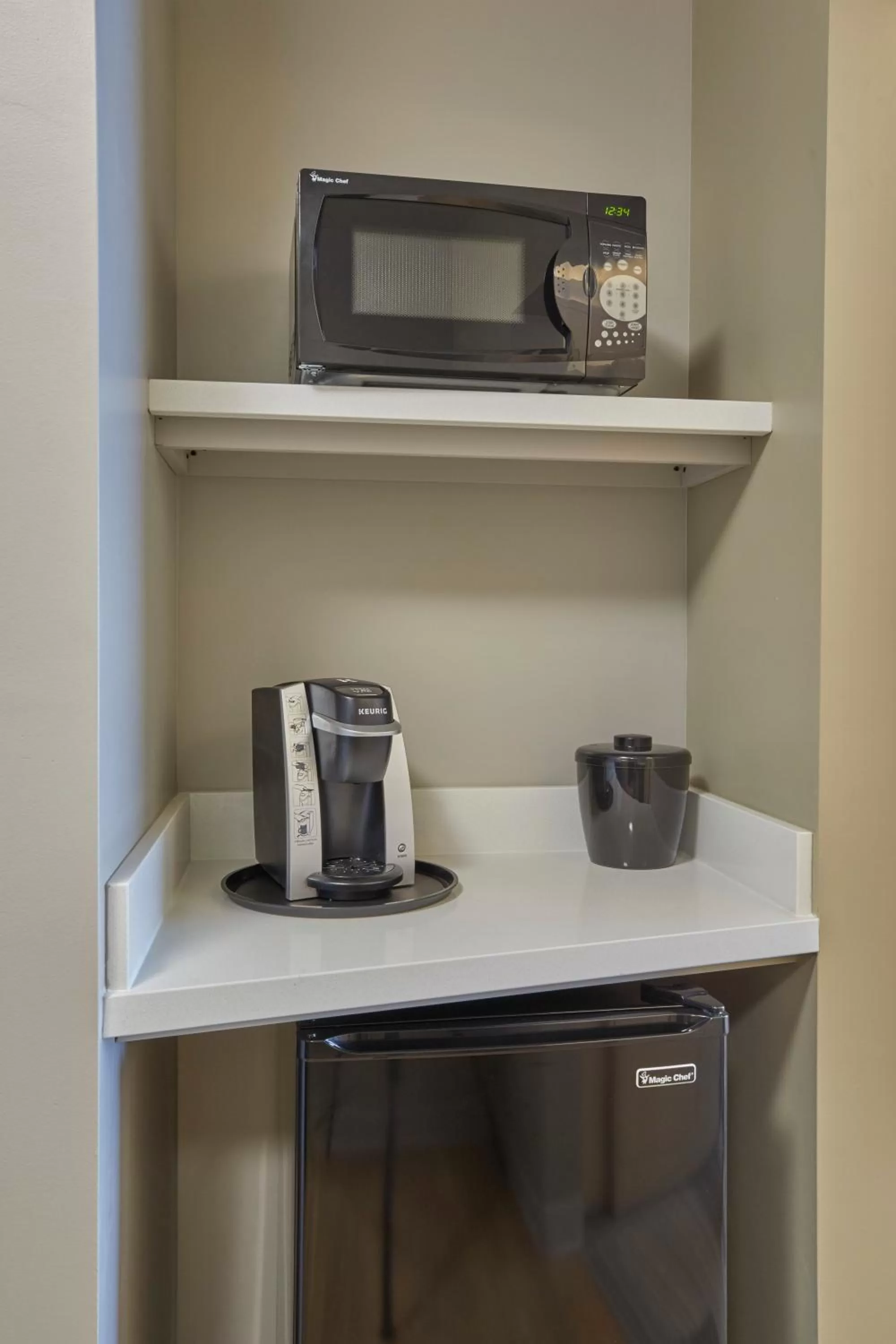 Standard Room with Two Queen Beds in Holiday Inn Express & Suites - Hermiston Downtown by IHG