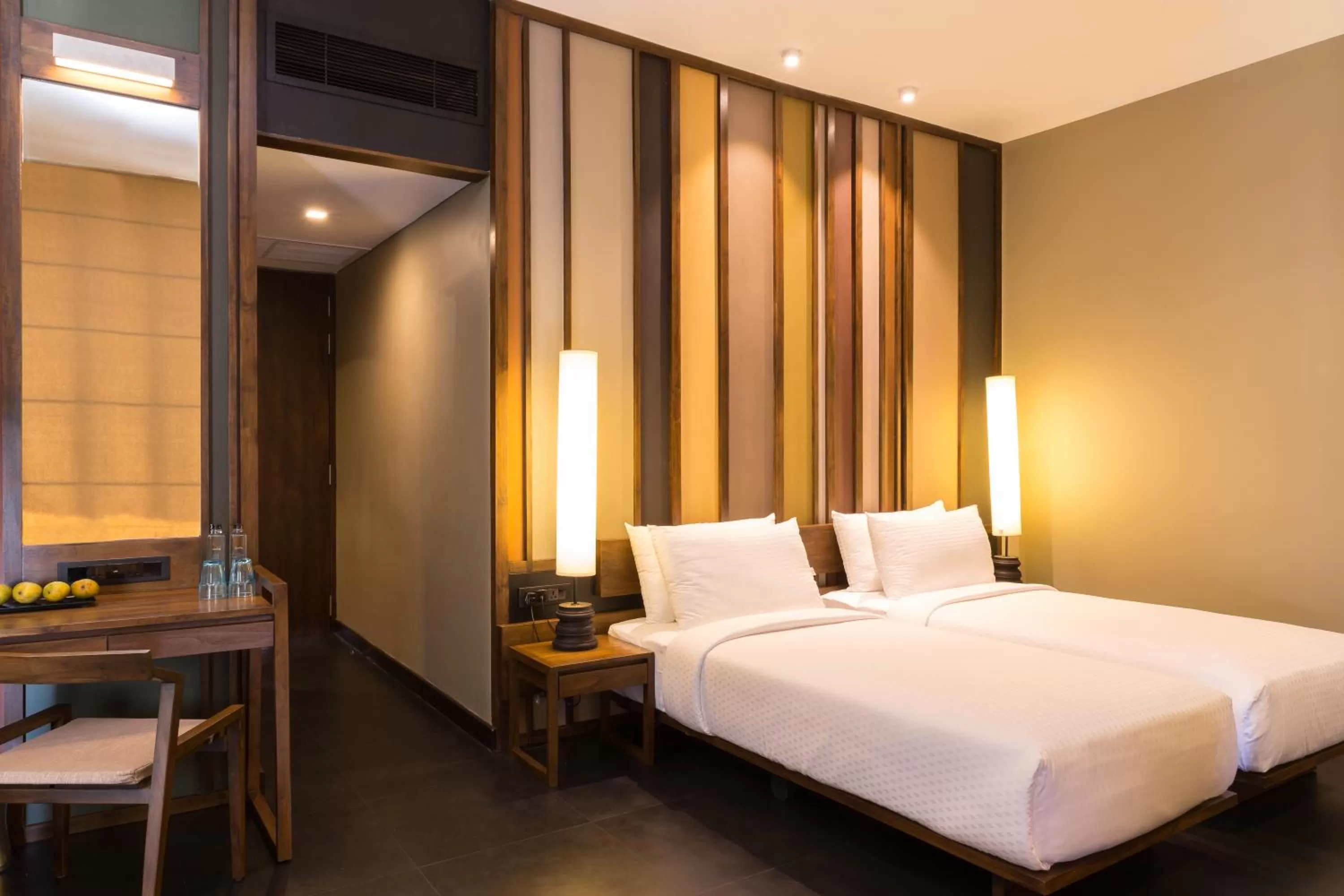 Deluxe Twin Room - 15% off at Lu Lin restaurant & the Canopy Bar in Jetwing Lake