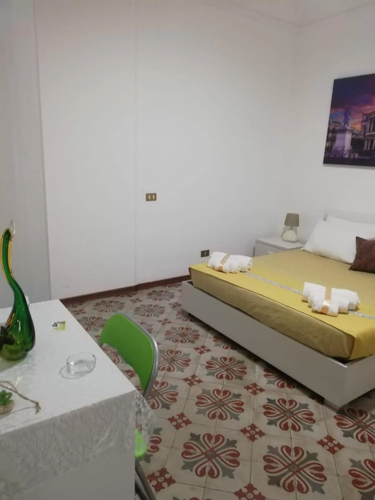 Double Room with Private External Bathroom - single occupancy in B&B Orchidea