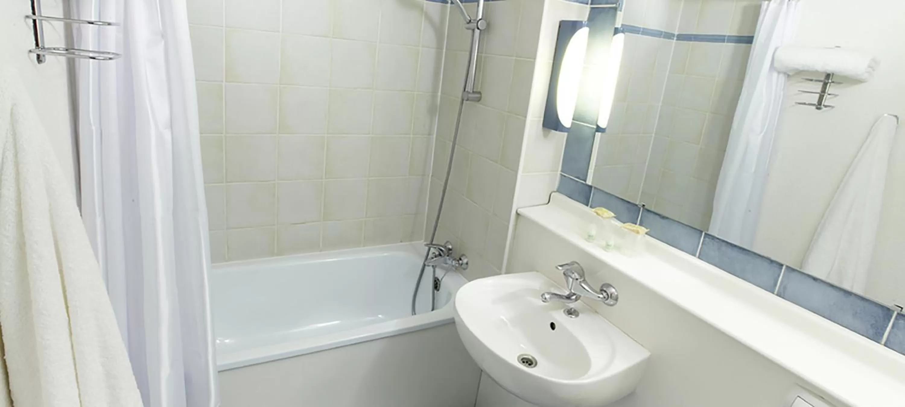 Double Room in Kyriad Blois Nord