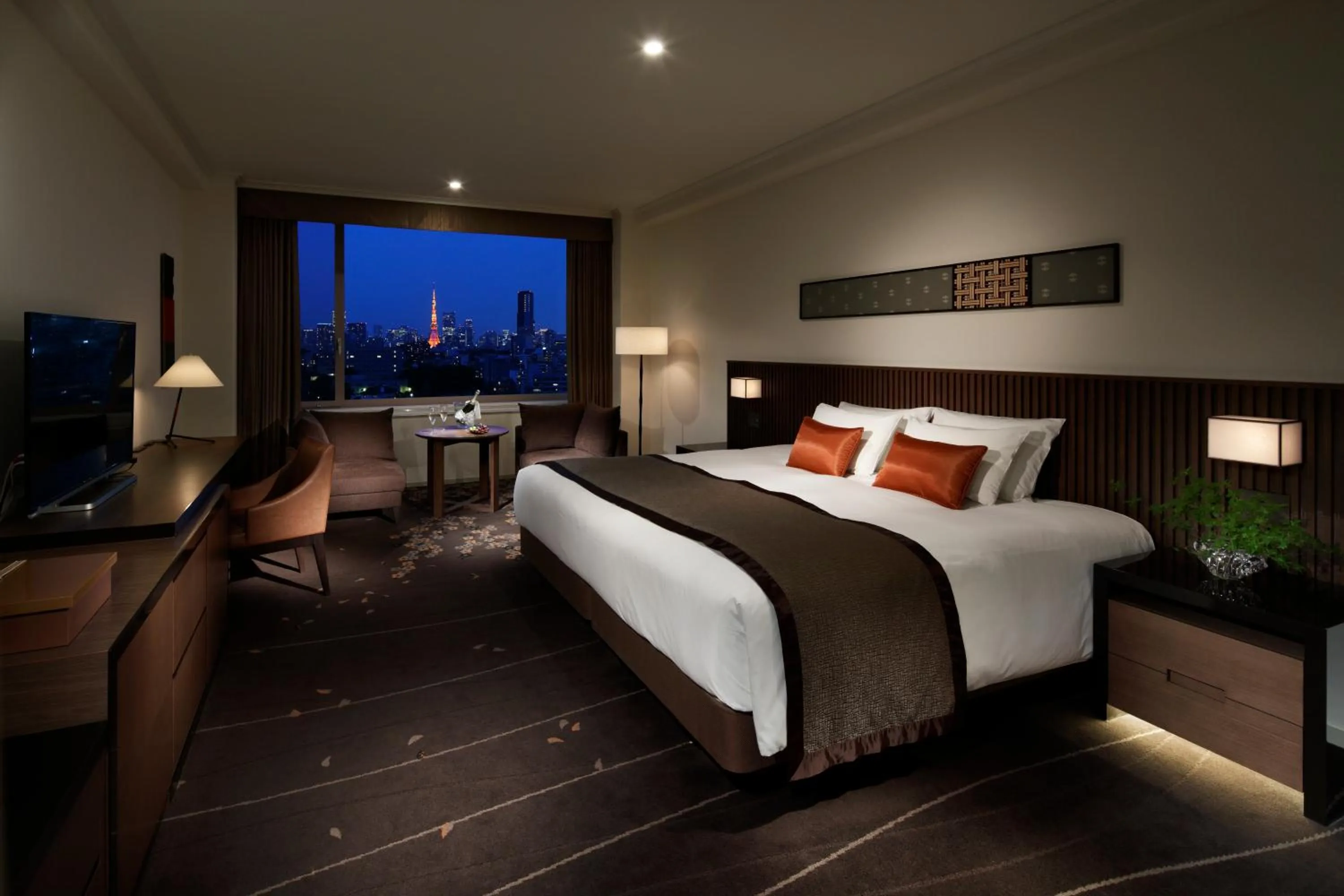 Tower Side Deluxe King Room (Non-Smoking) Tokyo Tower View + Sauna Access - single occupancy in The Prince Sakura Tower Tokyo, Autograph Collection