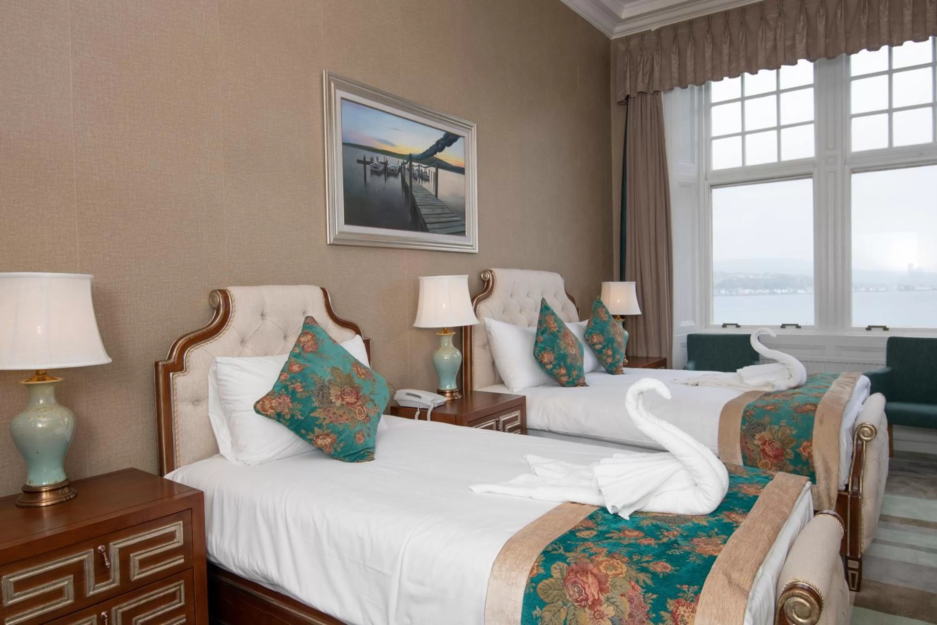 Standard Twin Room with Sea View in The Glenburn Hotel