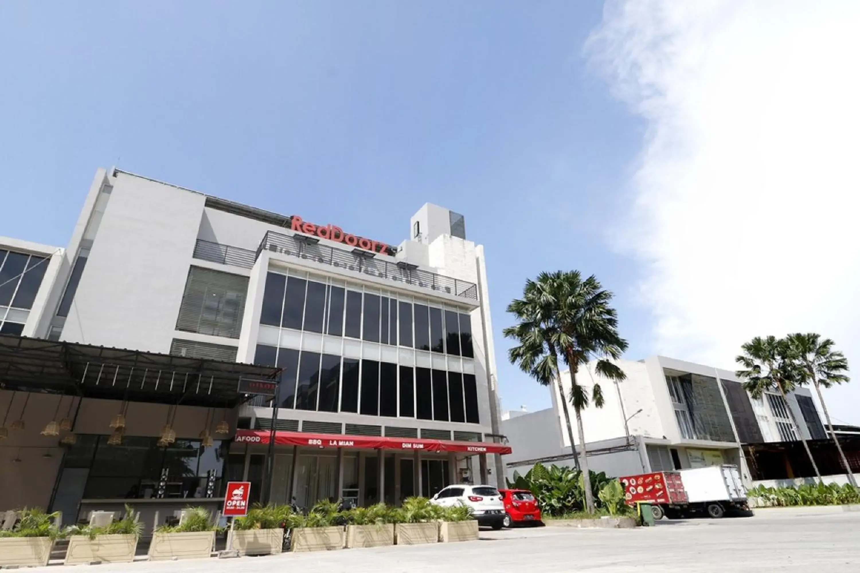 RedDoorz Plus @ Kapuk Business Park RedDoorz Plus @ Kapuk Business Park