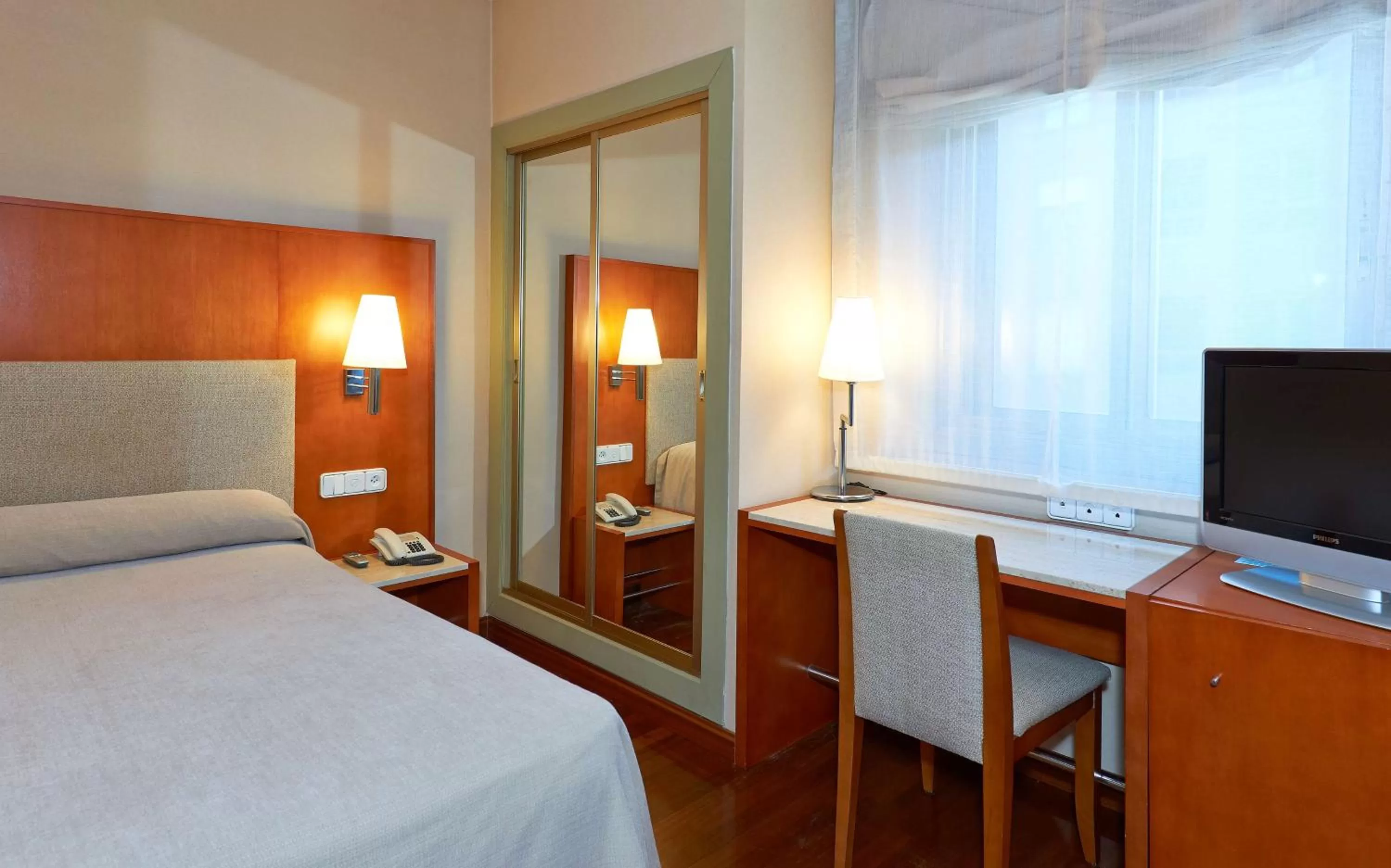 Standard Single Room in NH Sport