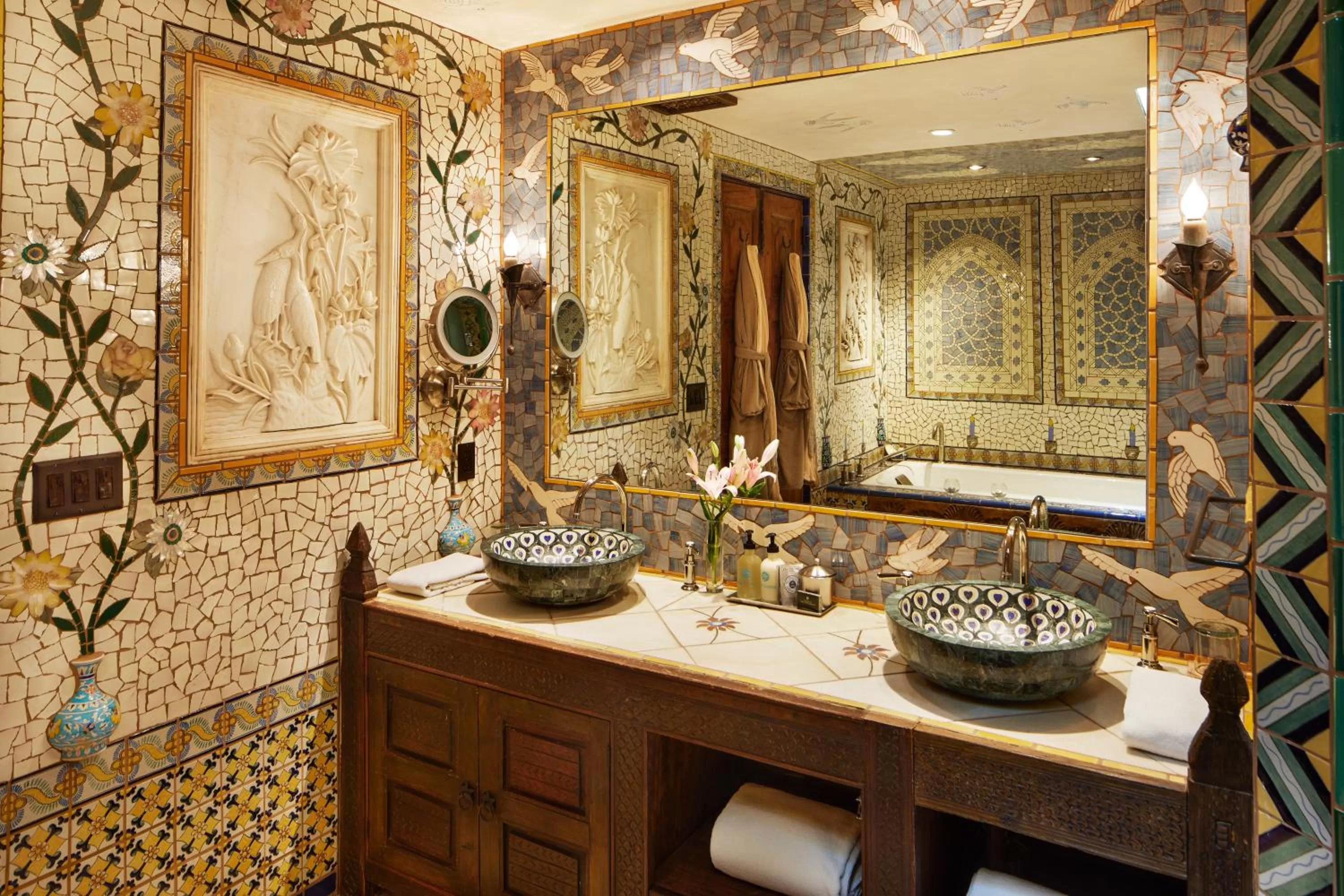 King Suite in The Inn of Five Graces