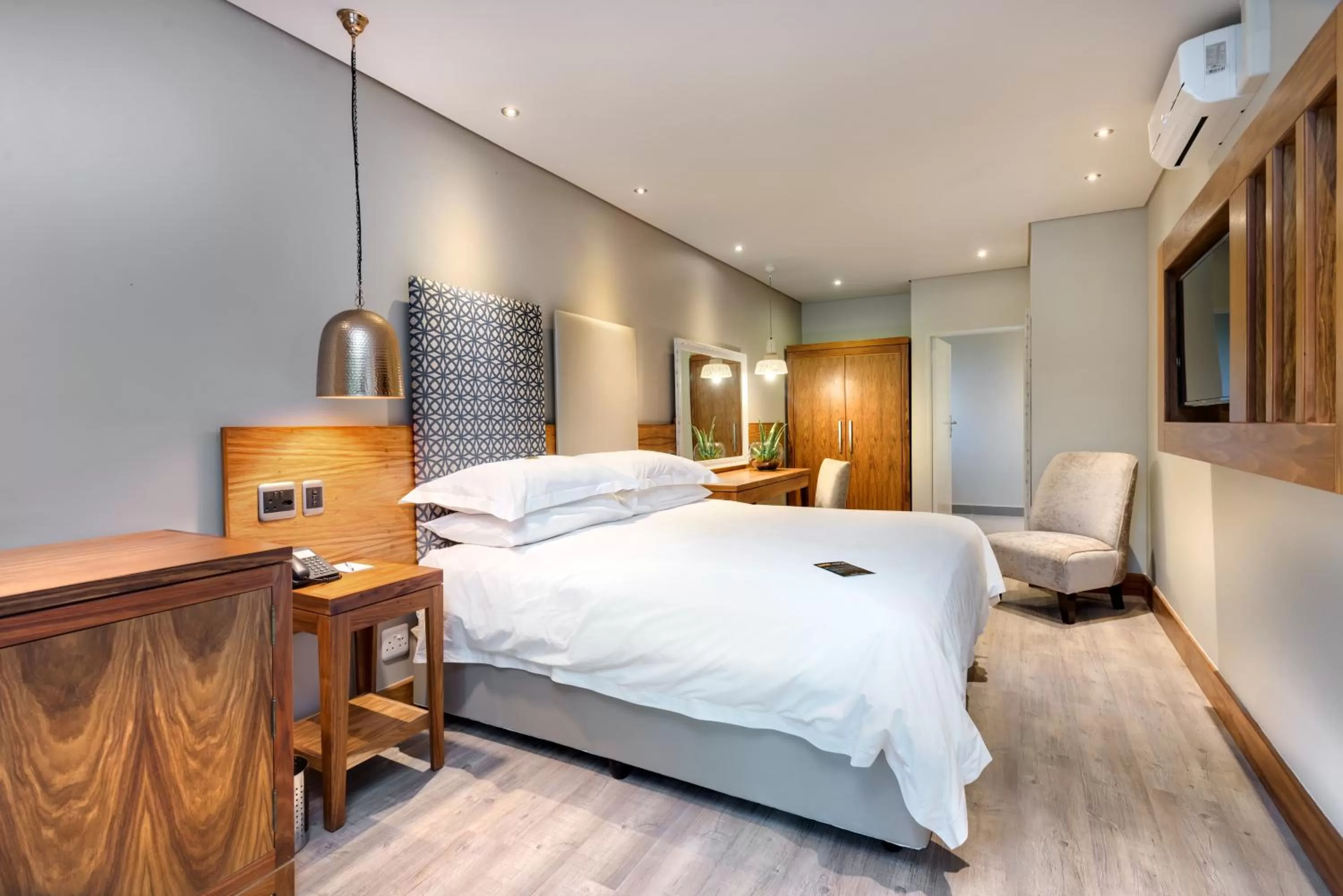 Deluxe Room - single occupancy in ANEW Resort Hunters Rest Rustenburg