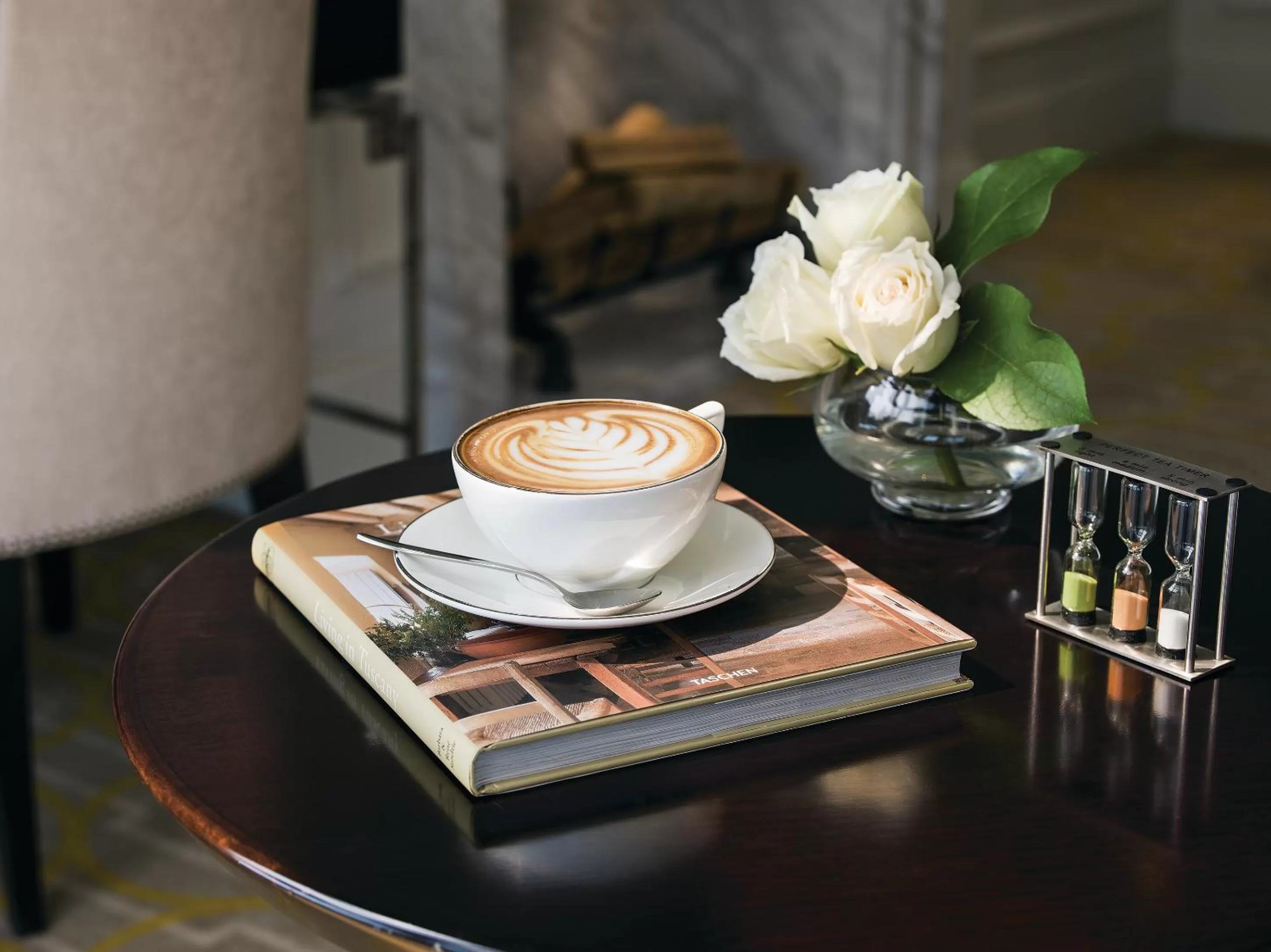 Deluxe City View King Room in The Langham Hong Kong