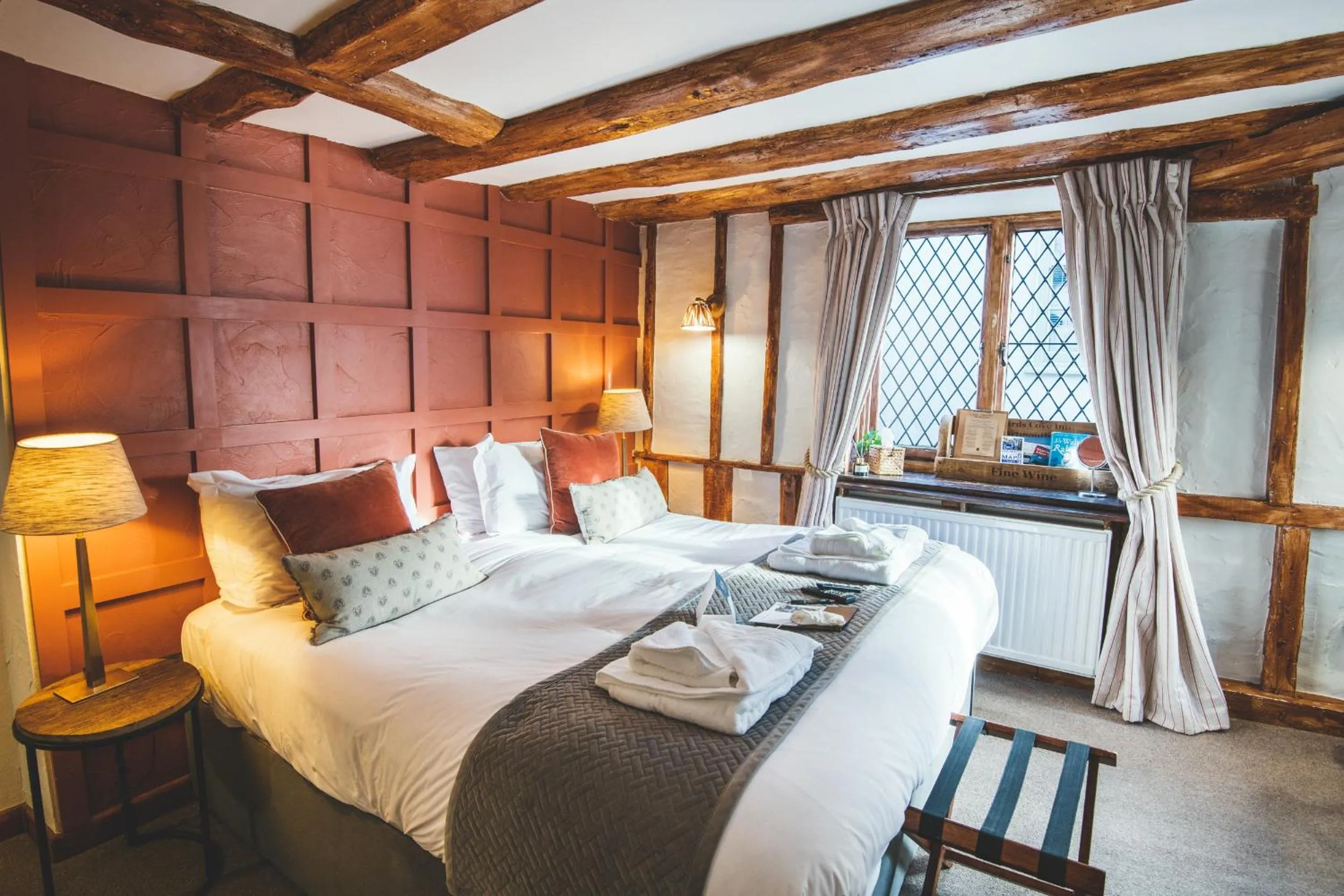 Deluxe Double Room with Cove View - single occupancy in Bayards Cove Inn