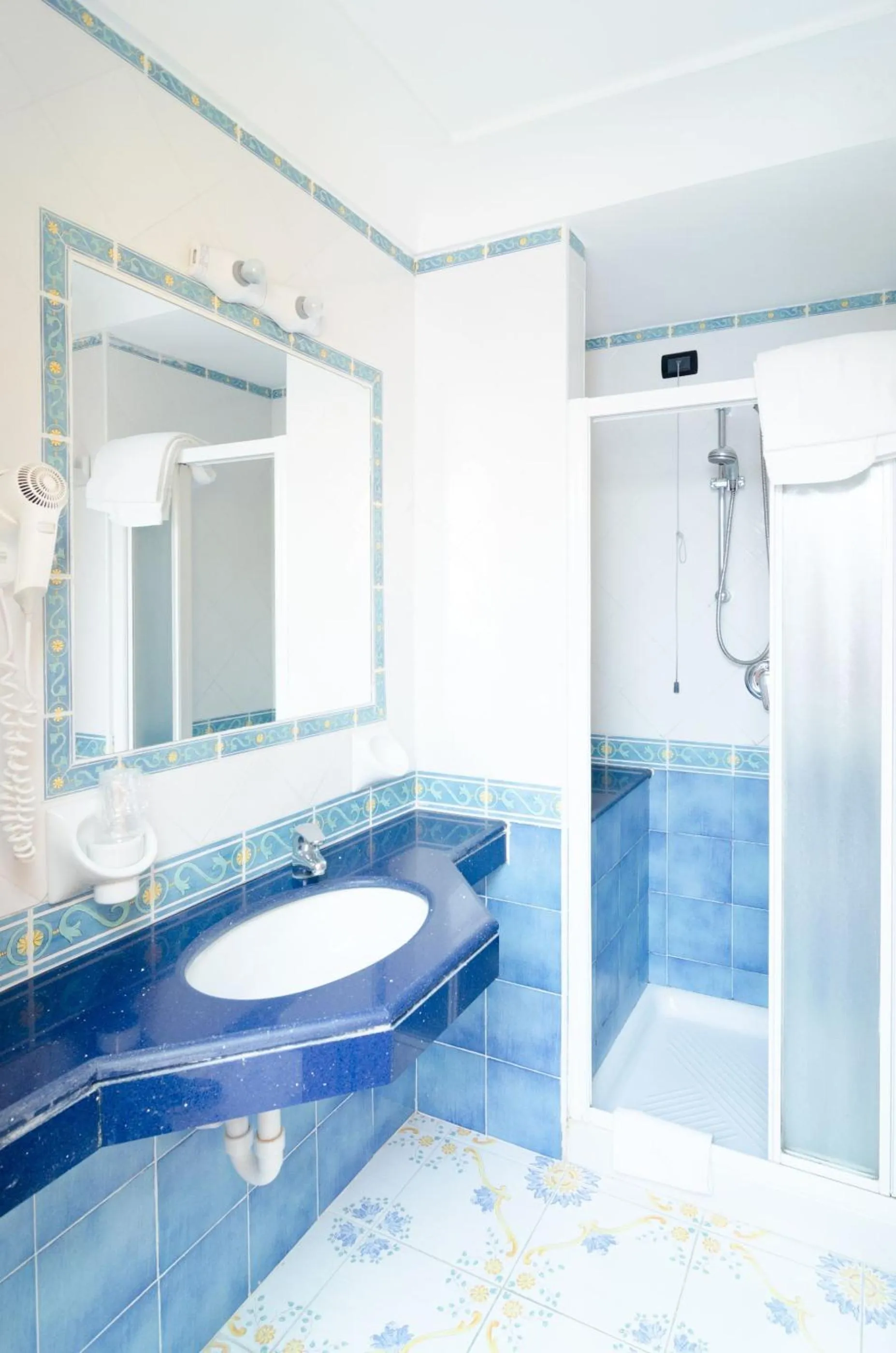 Standard Double Room in Hotel Terme Saint Raphael