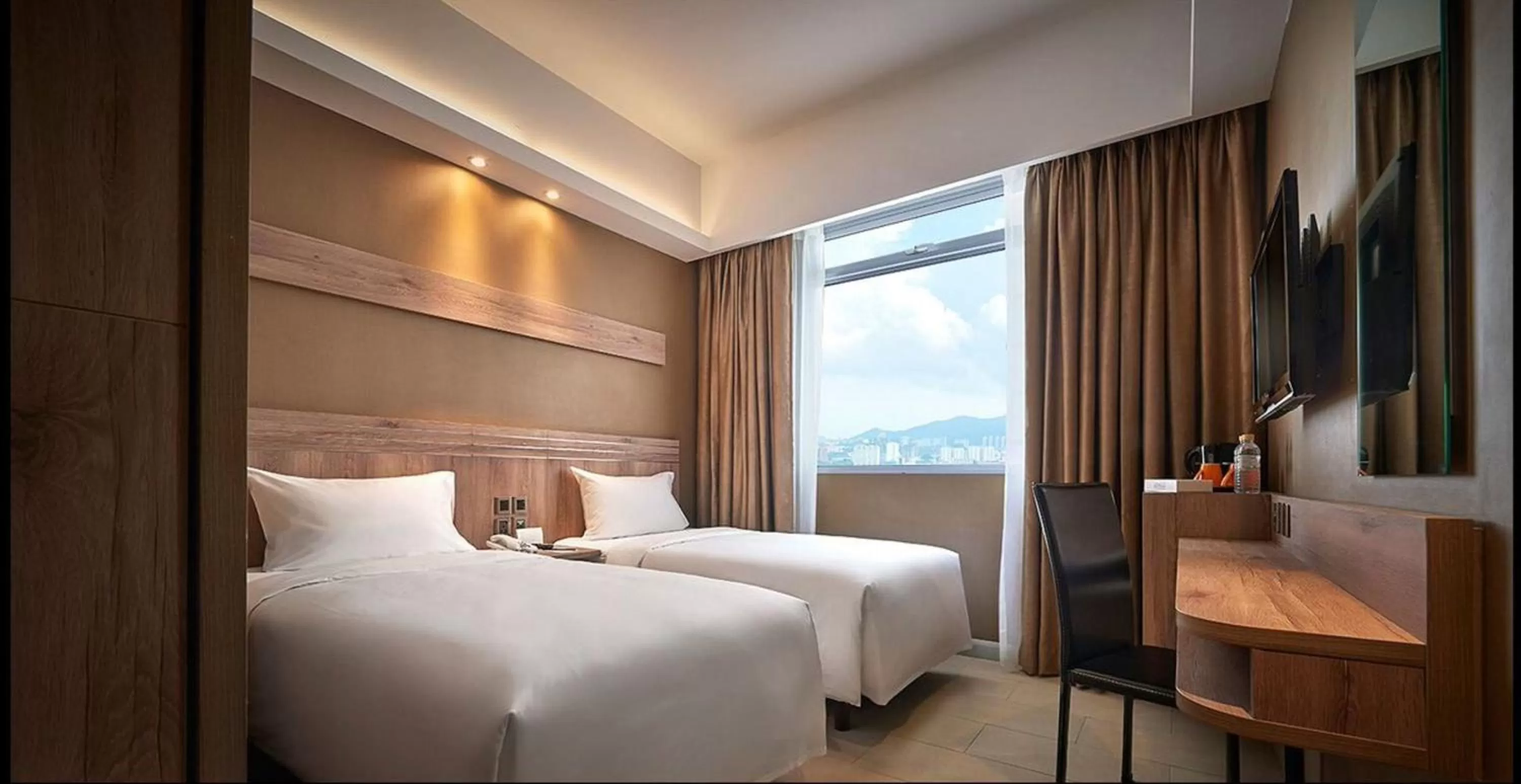 Standard Twin Room in Cititel Express Penang