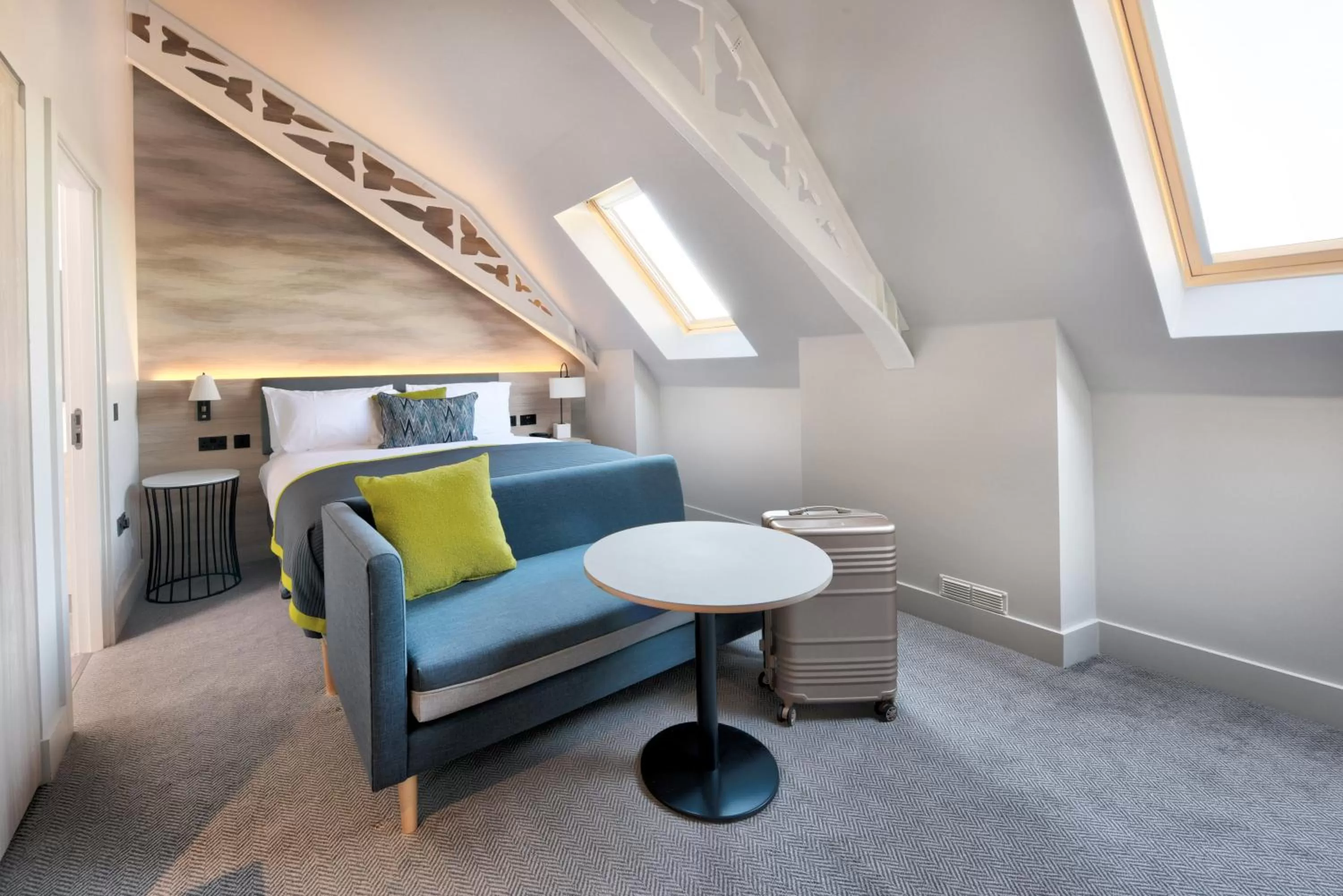 King Studio Suite with Full Kitchen in Staybridge Suites - Dundee by IHG