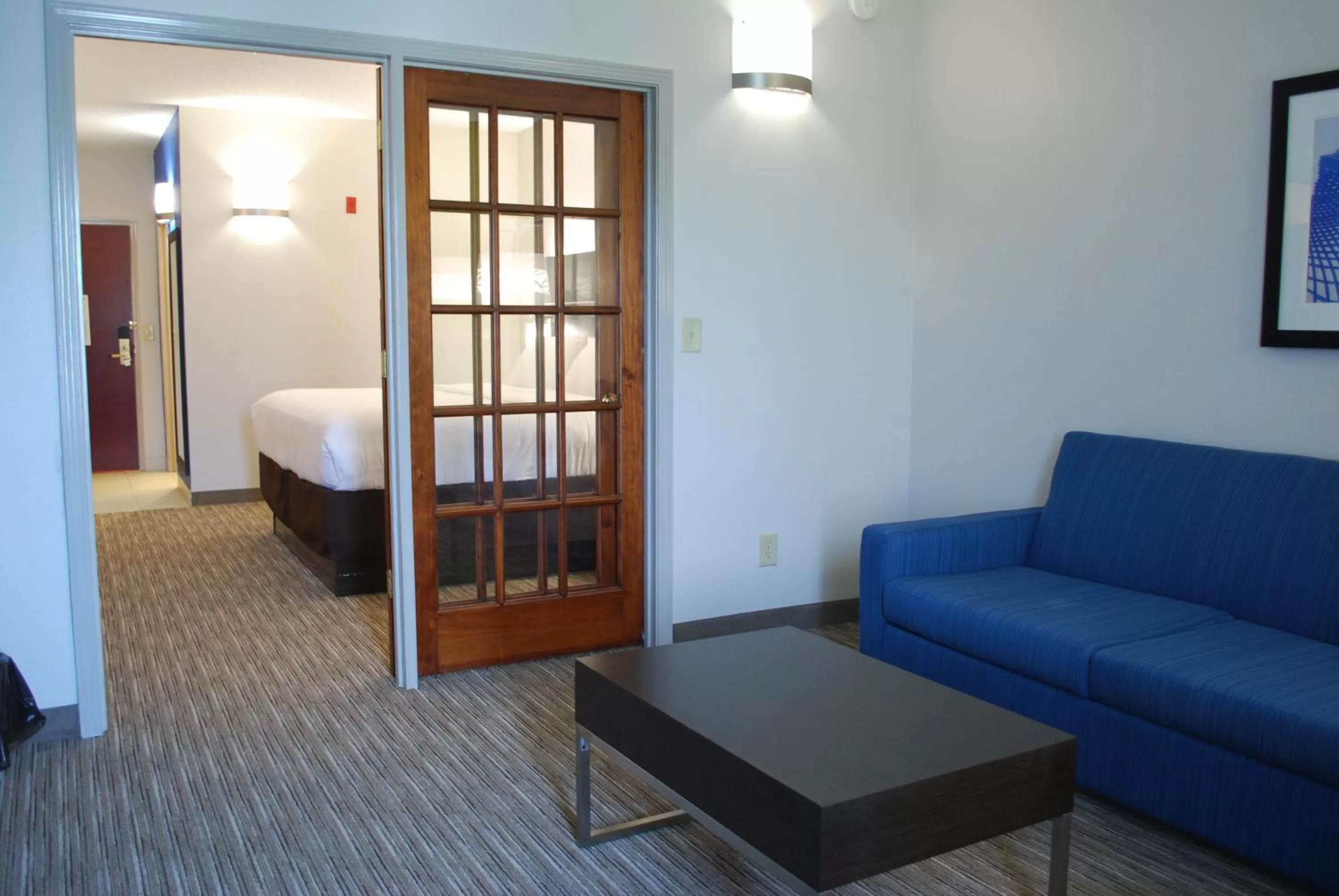 Queen Suite with Two Queen Beds - Non-Smoking in Holiday Inn Express Hotel & Suites Kingsport-Meadowview I-26, an IHG Hotel