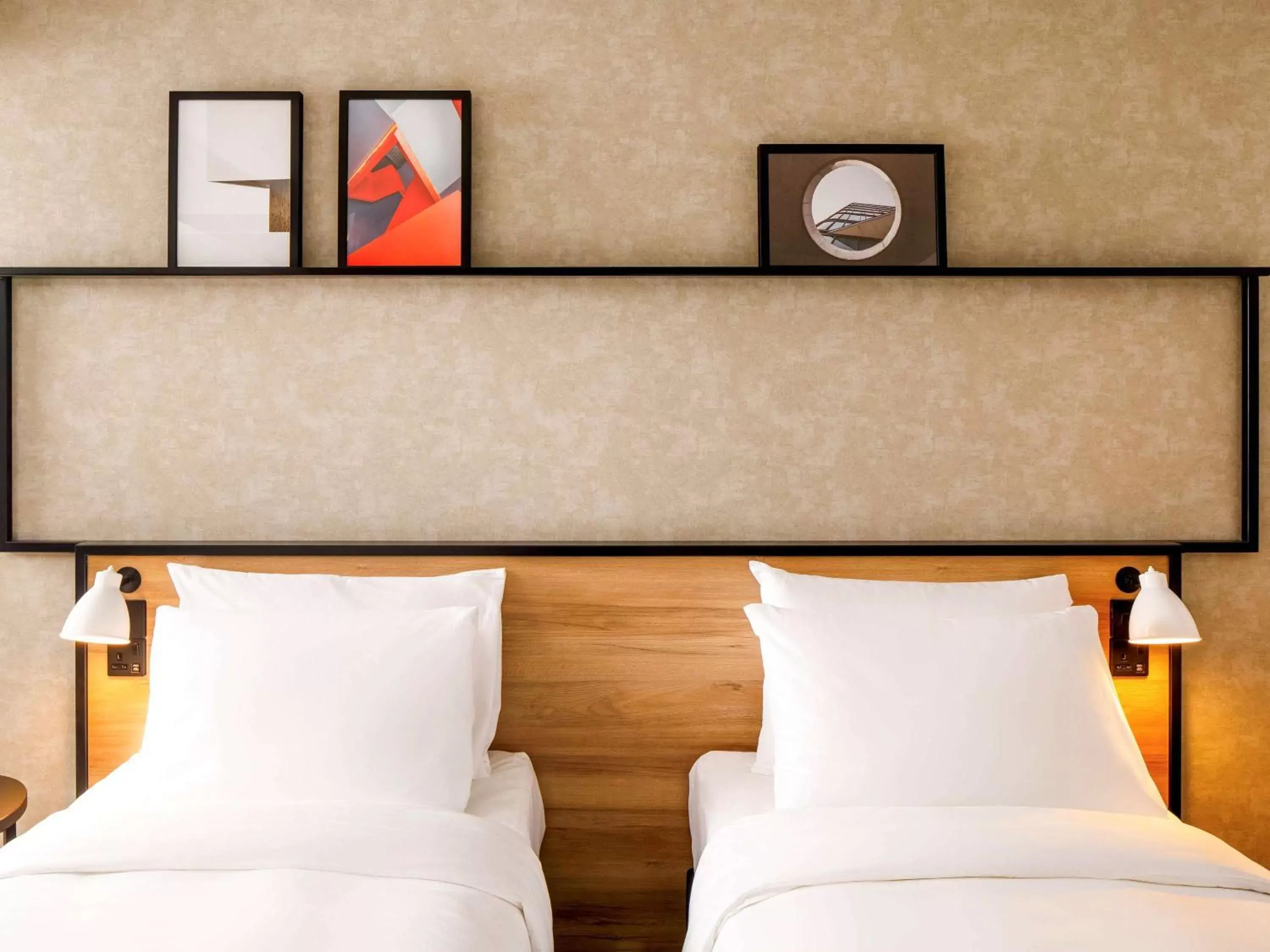 ibis London Sutton Point ibis London Sutton Point