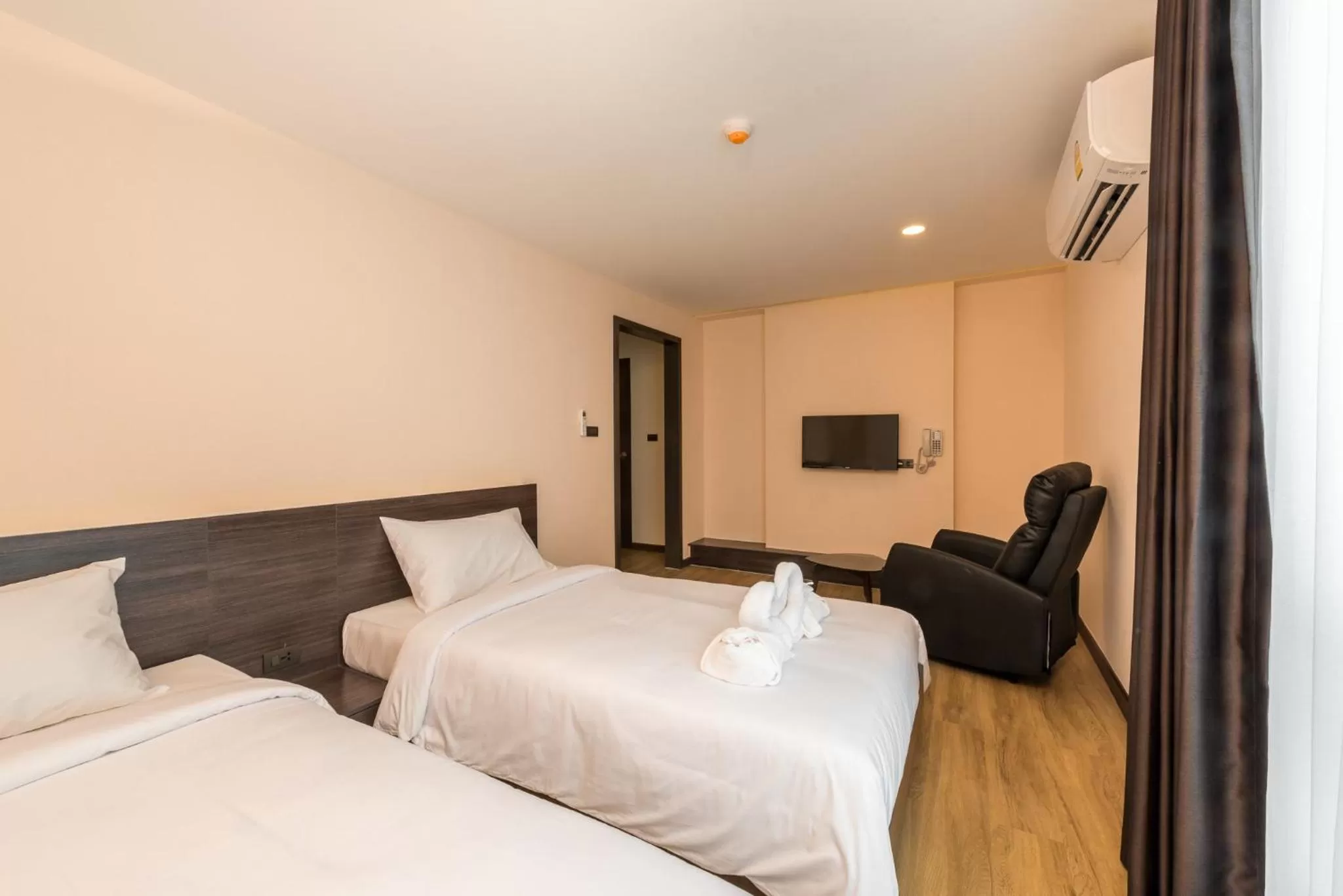 Executive Suite Twin Bed in Zensation The Residence