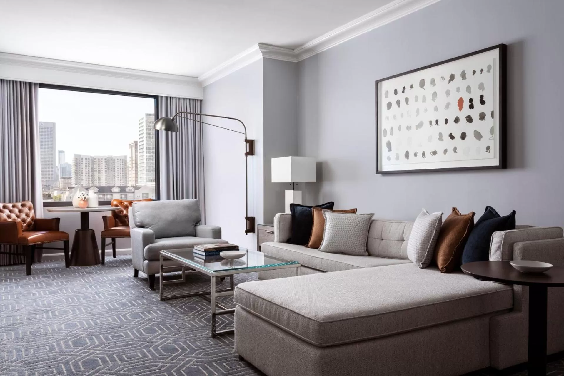 One-Bedroom King Suite - Mobility Access in Four Seasons Hotel Atlanta