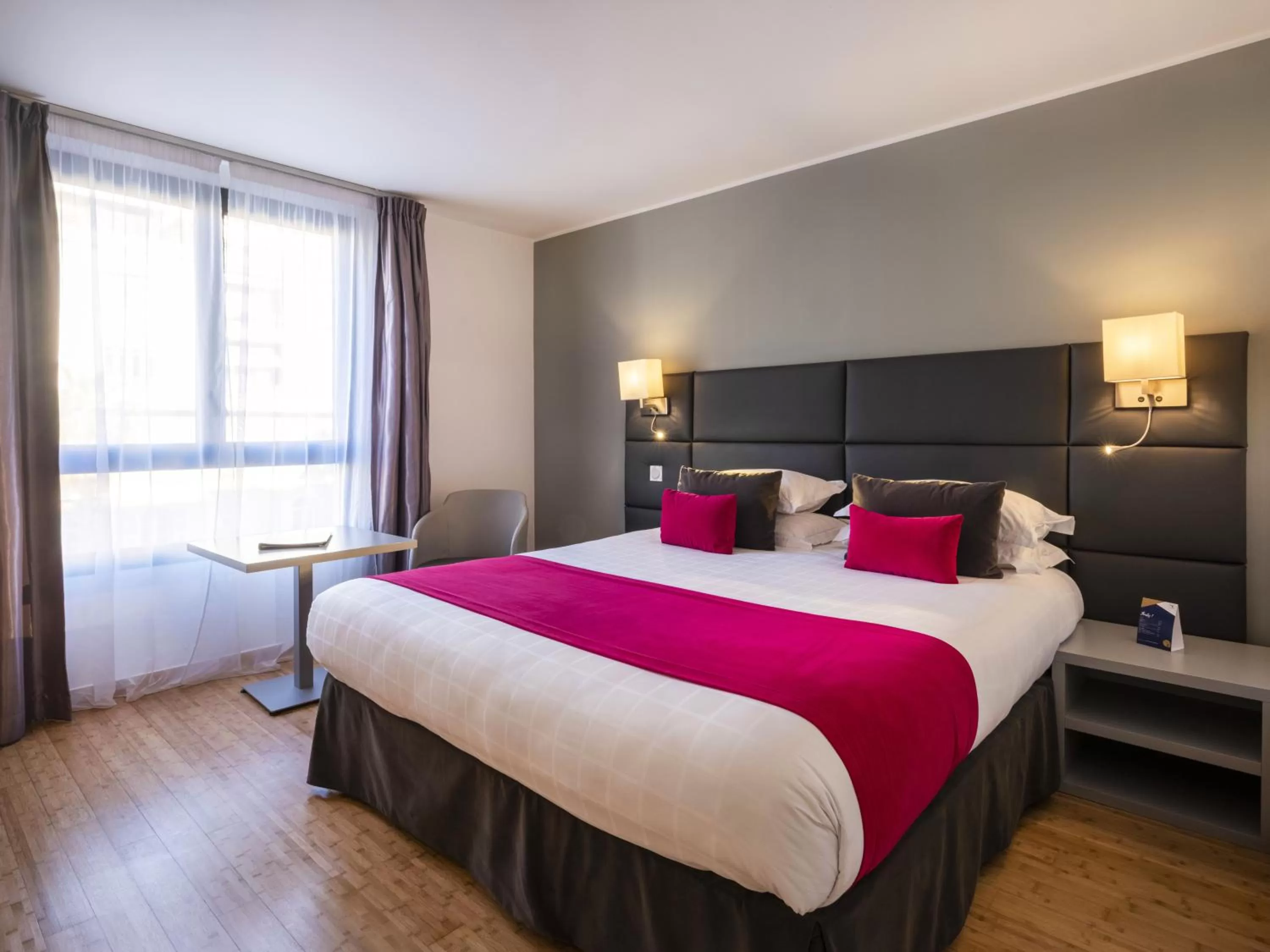 Classic Double Room - with 1h free Swimming Pool  in Hotel Nice Riviera