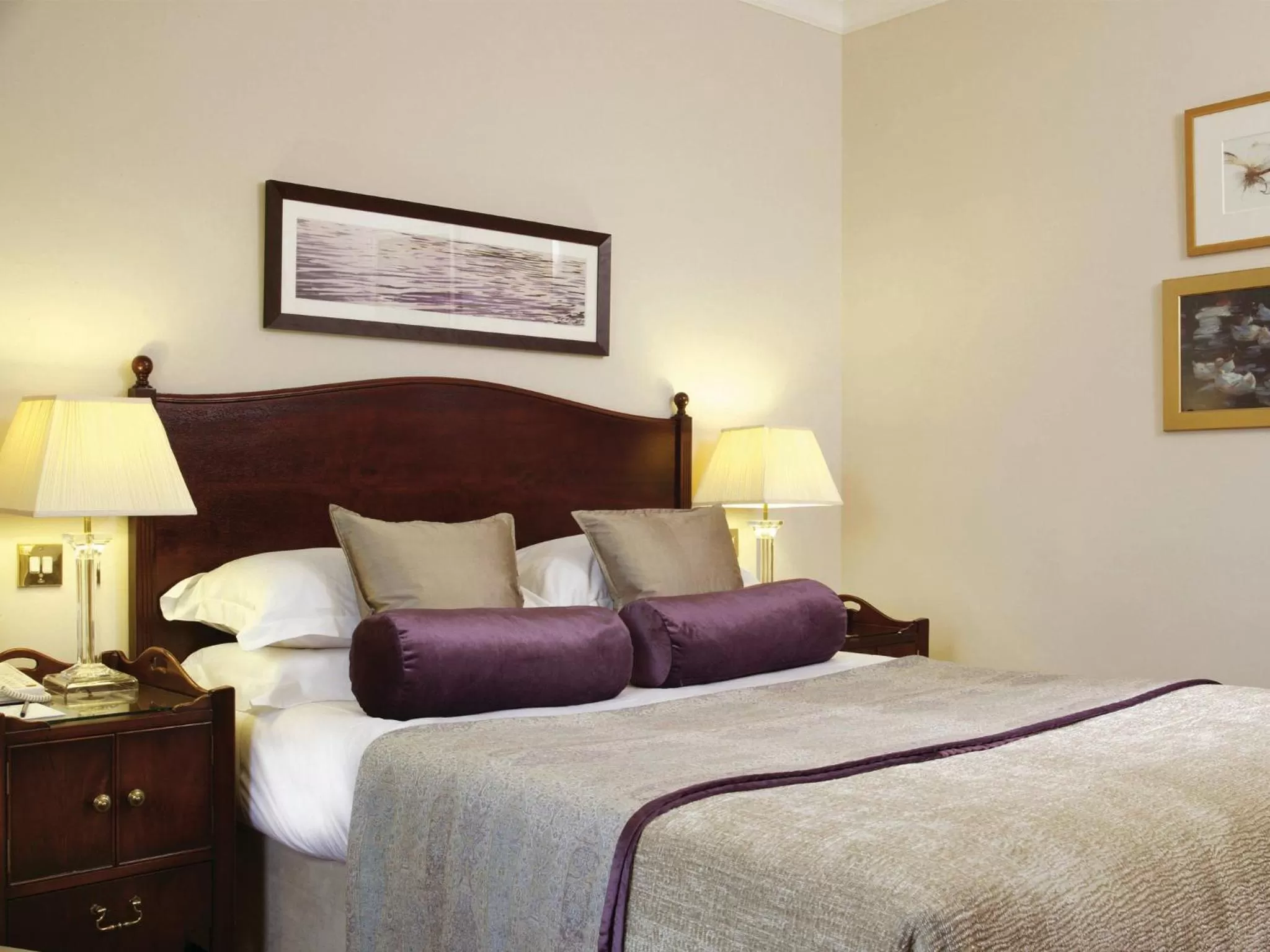 Standard Double Room in Macdonald Compleat Angler