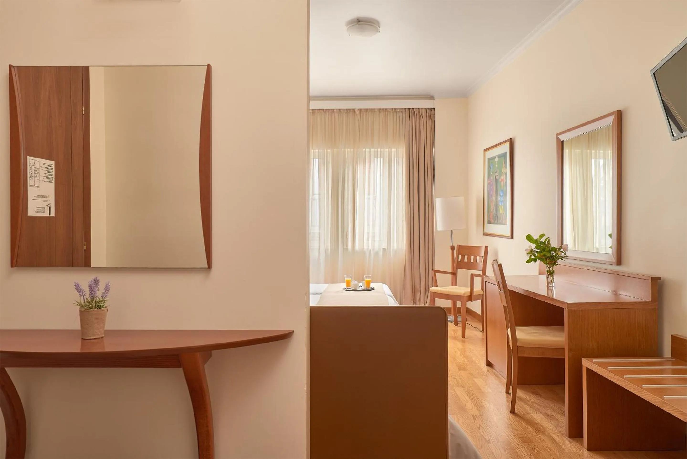 Standard Quadruple Room in Athos Hotel