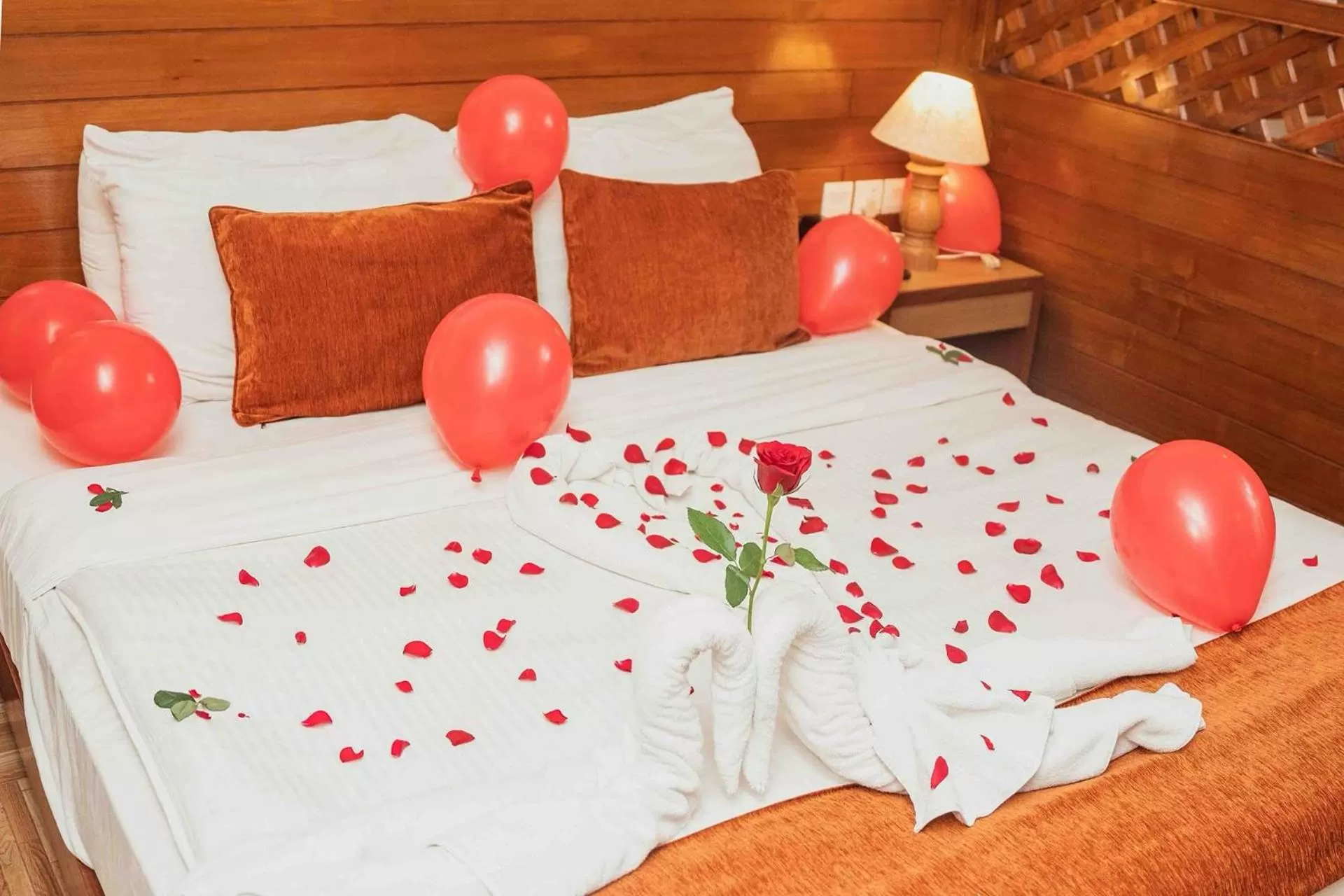 Deluxe King Suite in Mount View Pokhara