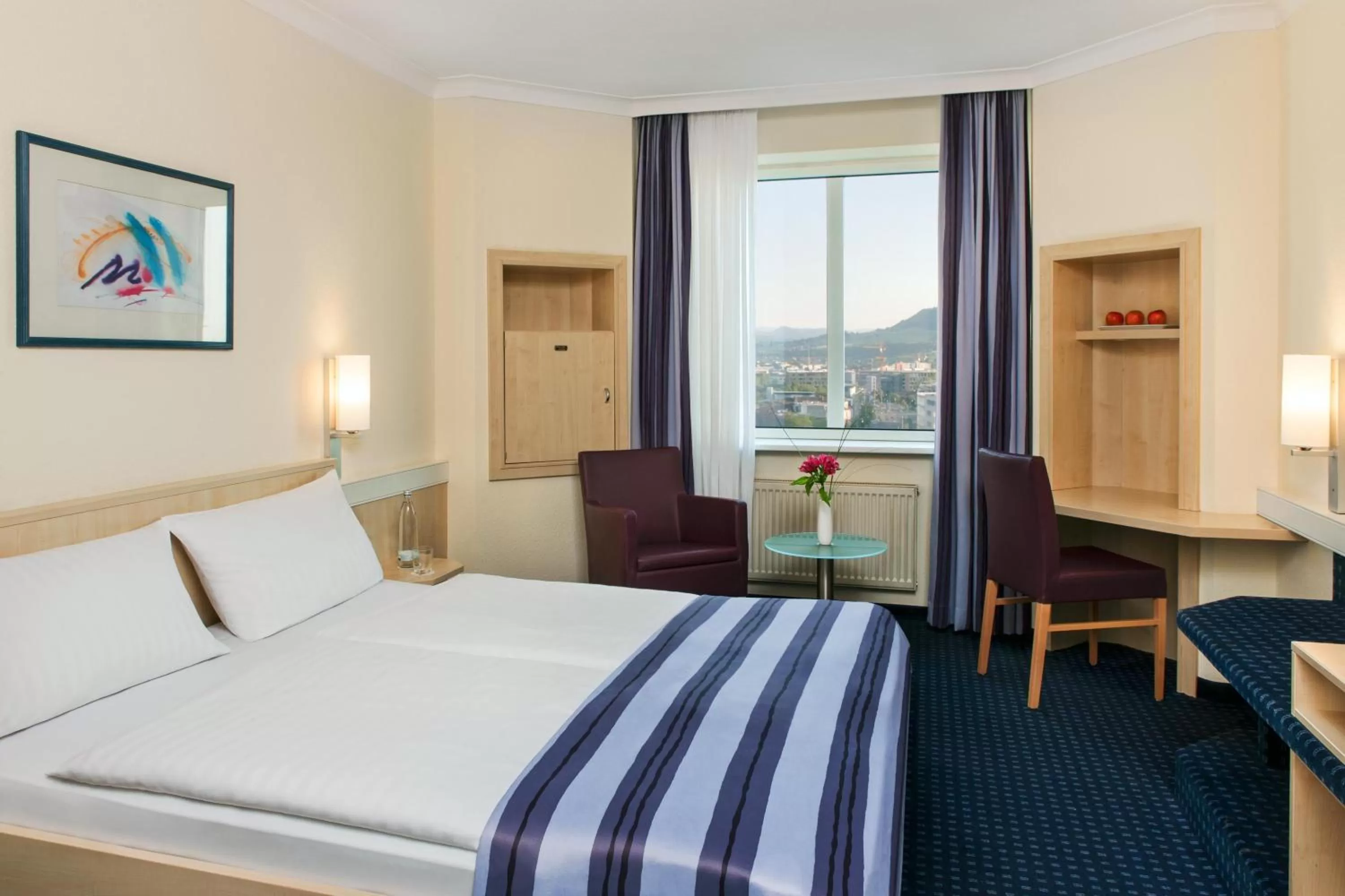 Business Double Room in IntercityHotel Freiburg