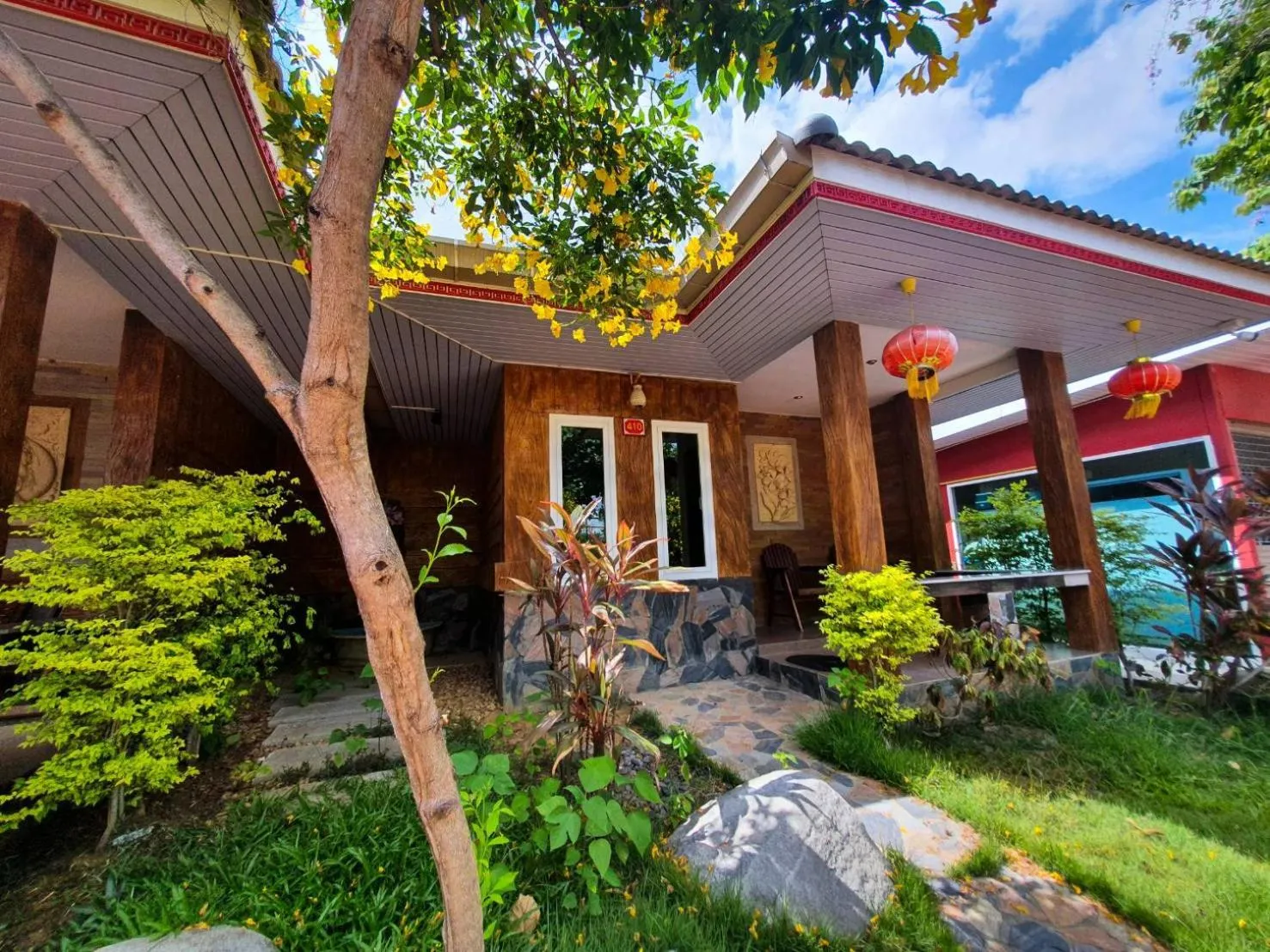 Bungalow Room with River View in Dreampark resort