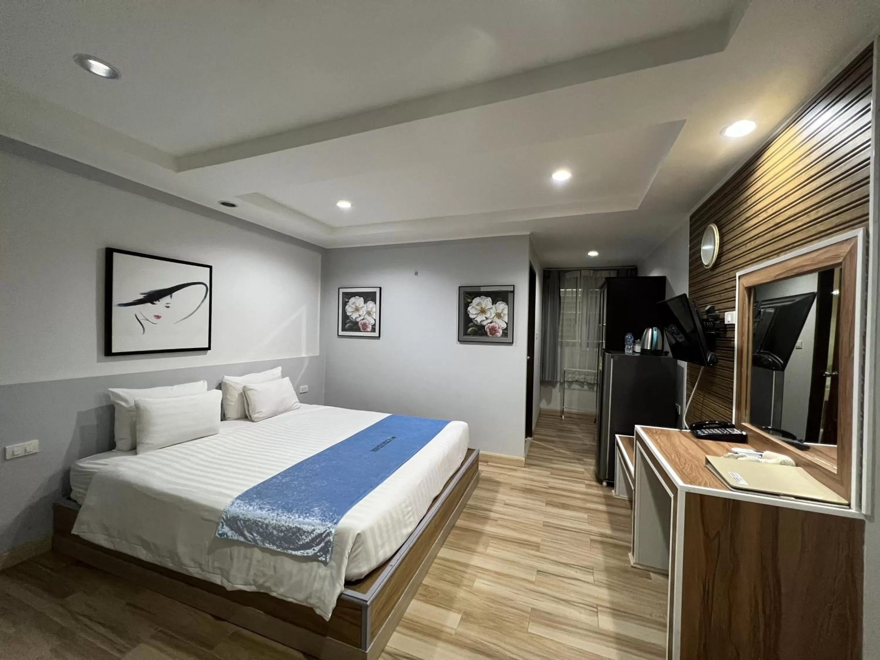 Standard Double Room in The Beach Front Resort, Pattaya