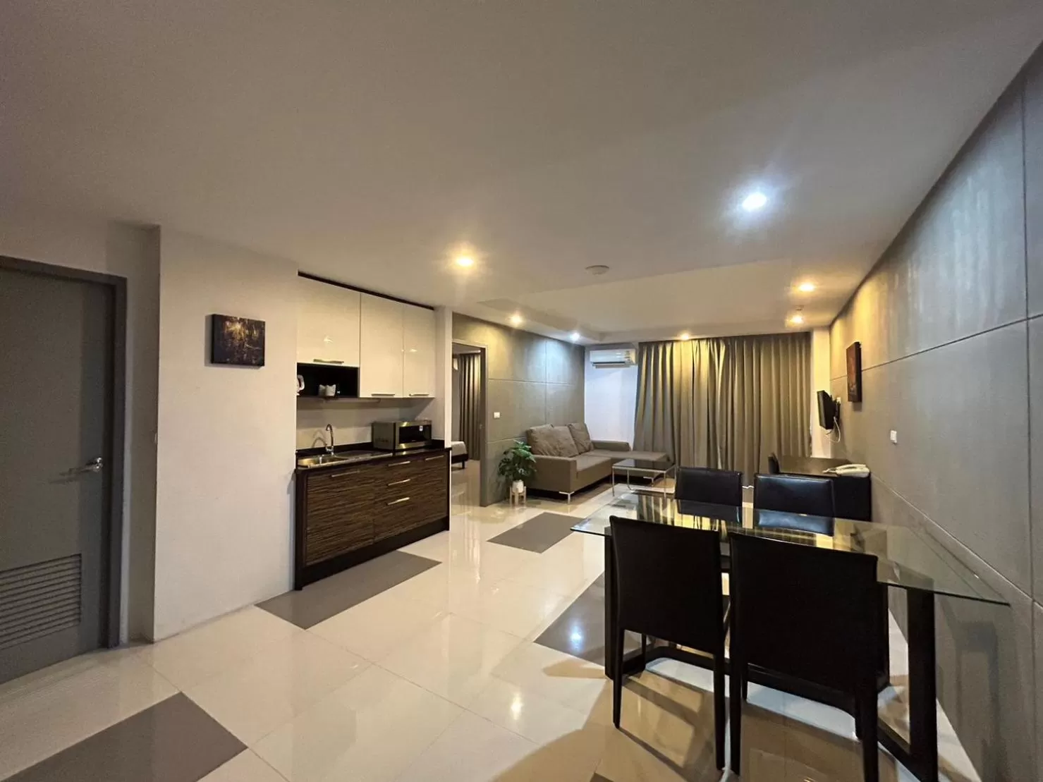 Grand Suite in We Grand Ever 9