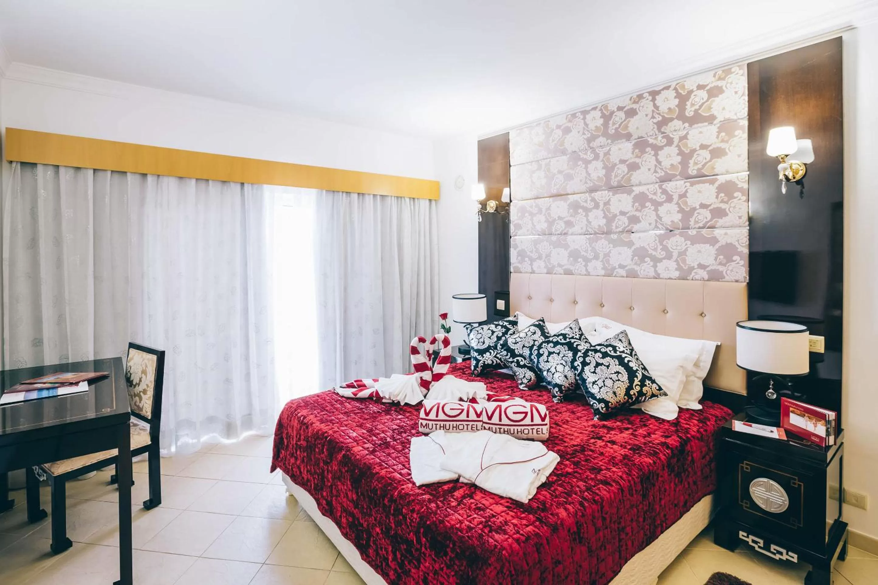 One Bedroom Junior Suite  in Grand Muthu Forte do Vale