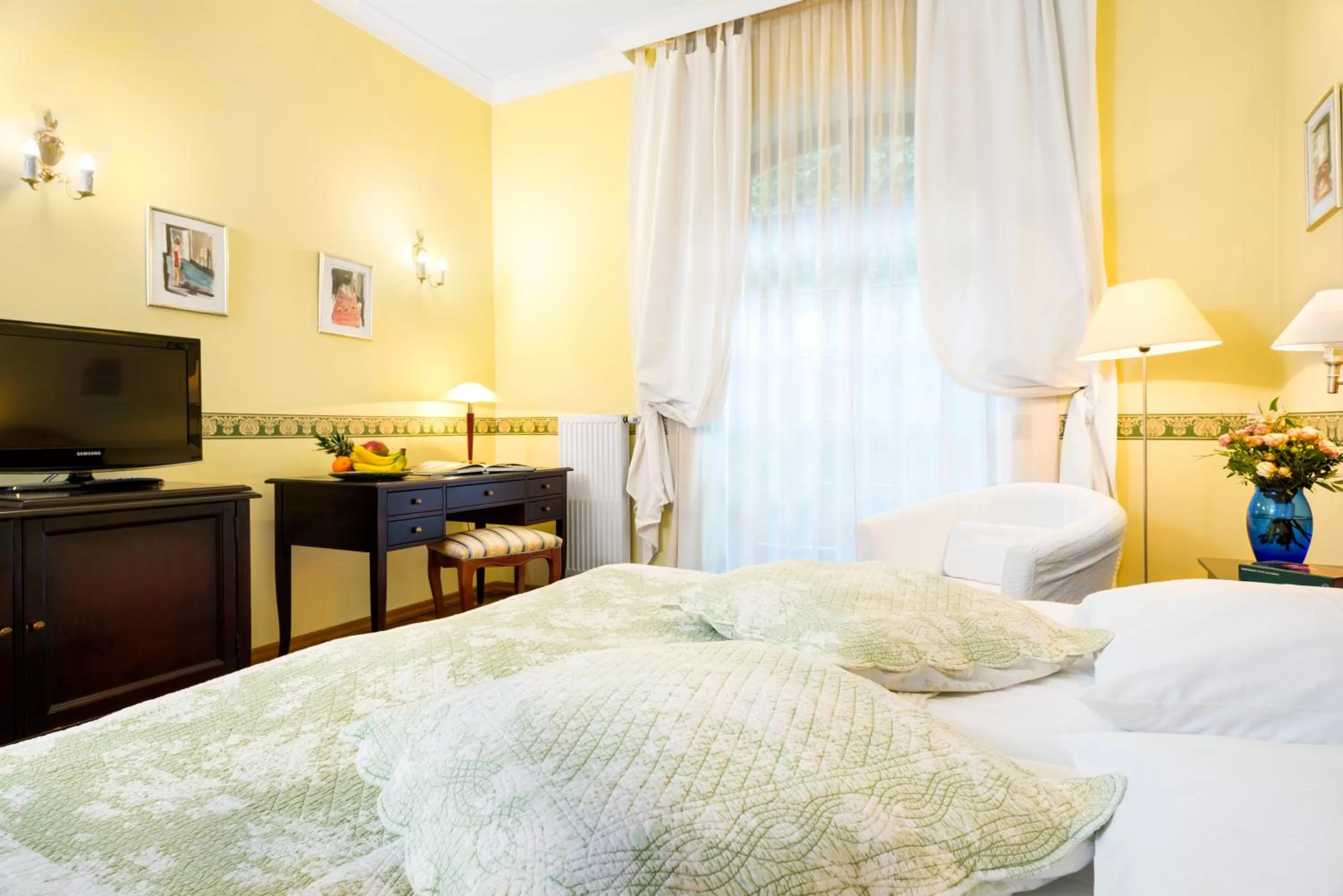 Double Room in Hotel Maltański