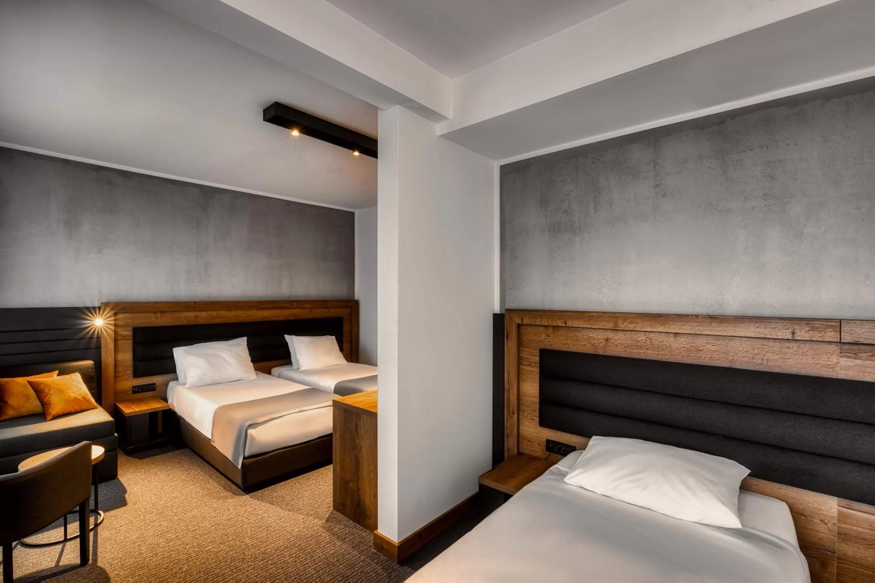 Superior Triple Room in Hotel Aristos