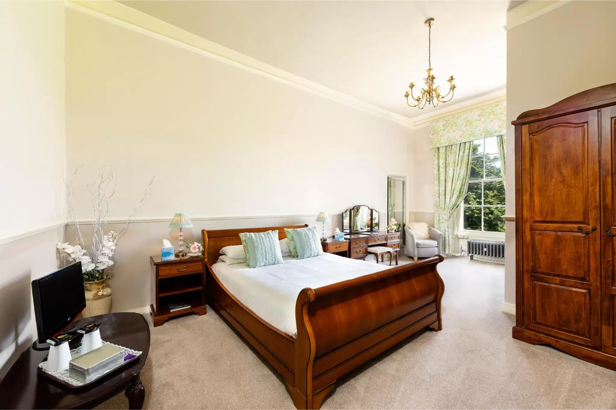 Double Room with Private Bathroom - single occupancy in The Greenhill Hotel