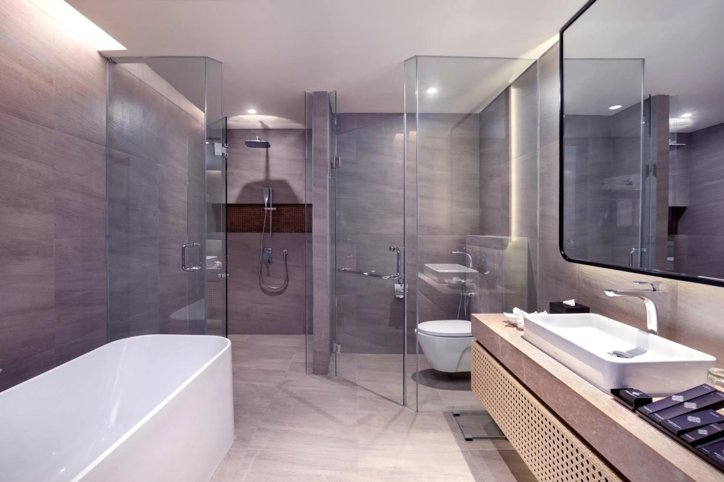 Bathroom in Grand Mercure Malang Mirama