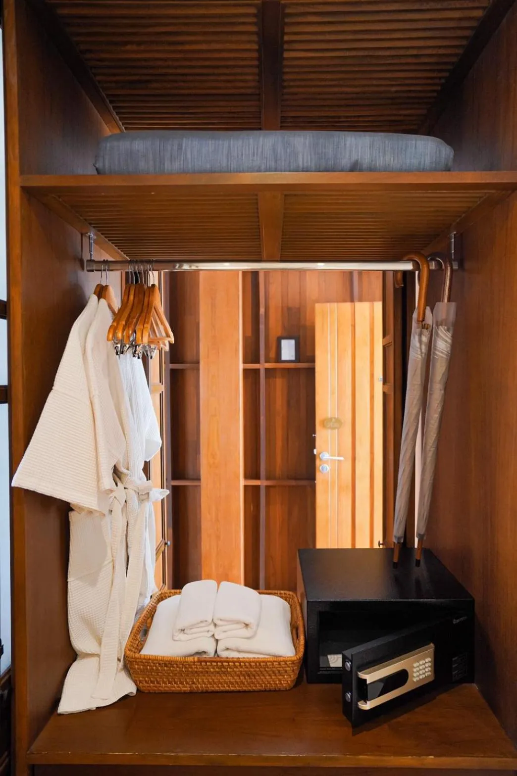 Deluxe Twin Room in CHANN  Bangkok-Noi