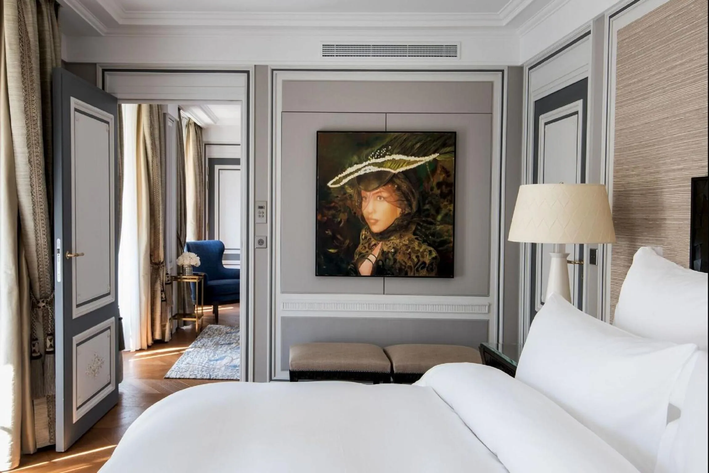 Deluxe Suite in Hotel de Crillon