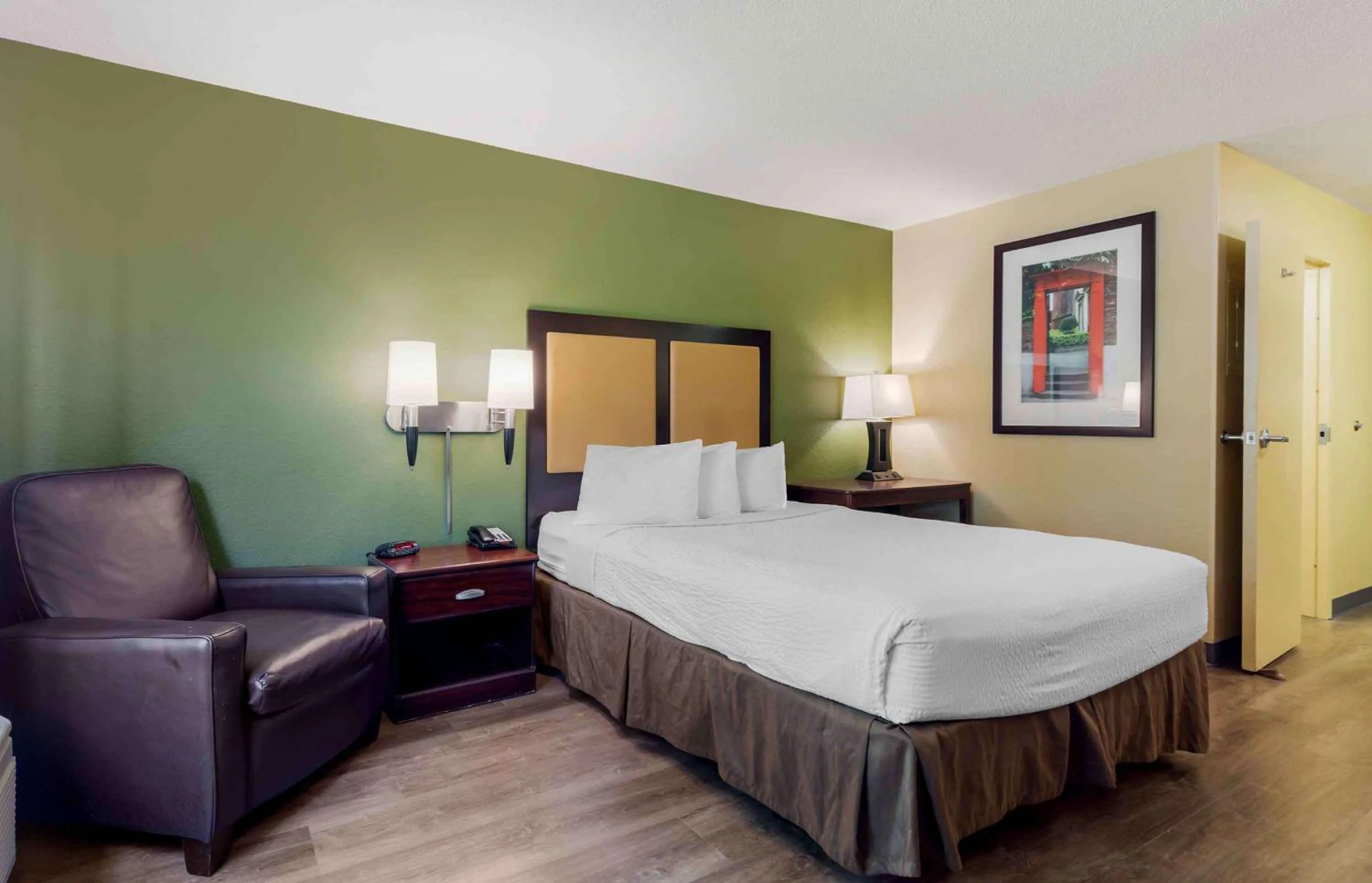 Queen Studio - Non-Smoking in Extended Stay America Suites - Washington, DC - Sterling