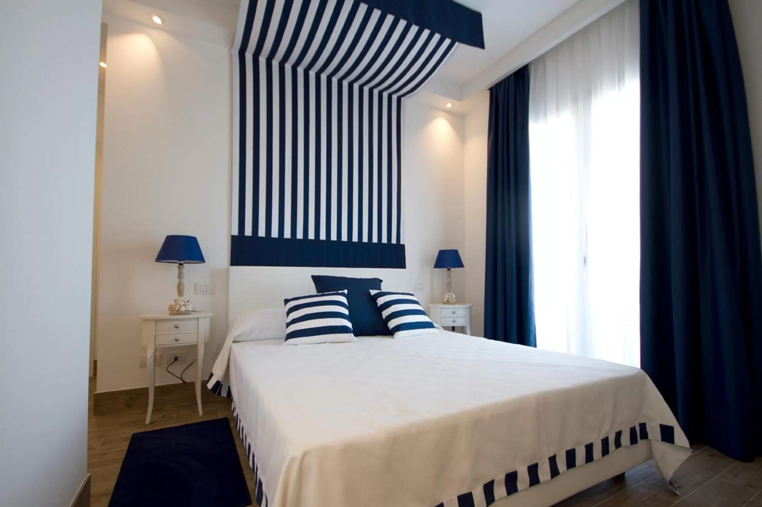 Double or Twin Room with Garden View in Hotel Nautilus