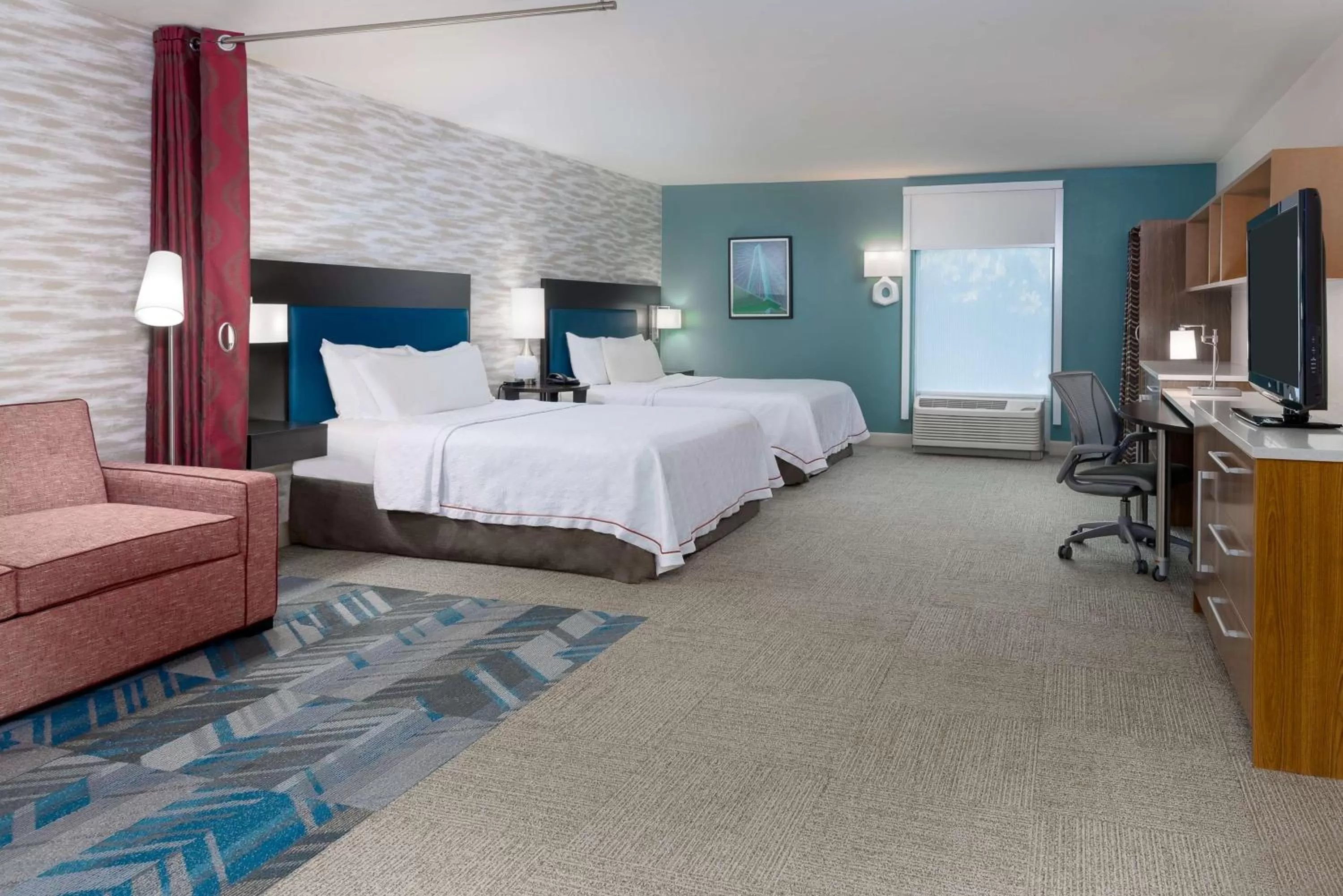 Queen Room With Two Queen Beds/ Mobility Access Tub - Non Smoking in Home2 Suites by Hilton Charleston Airport Convention Center, SC