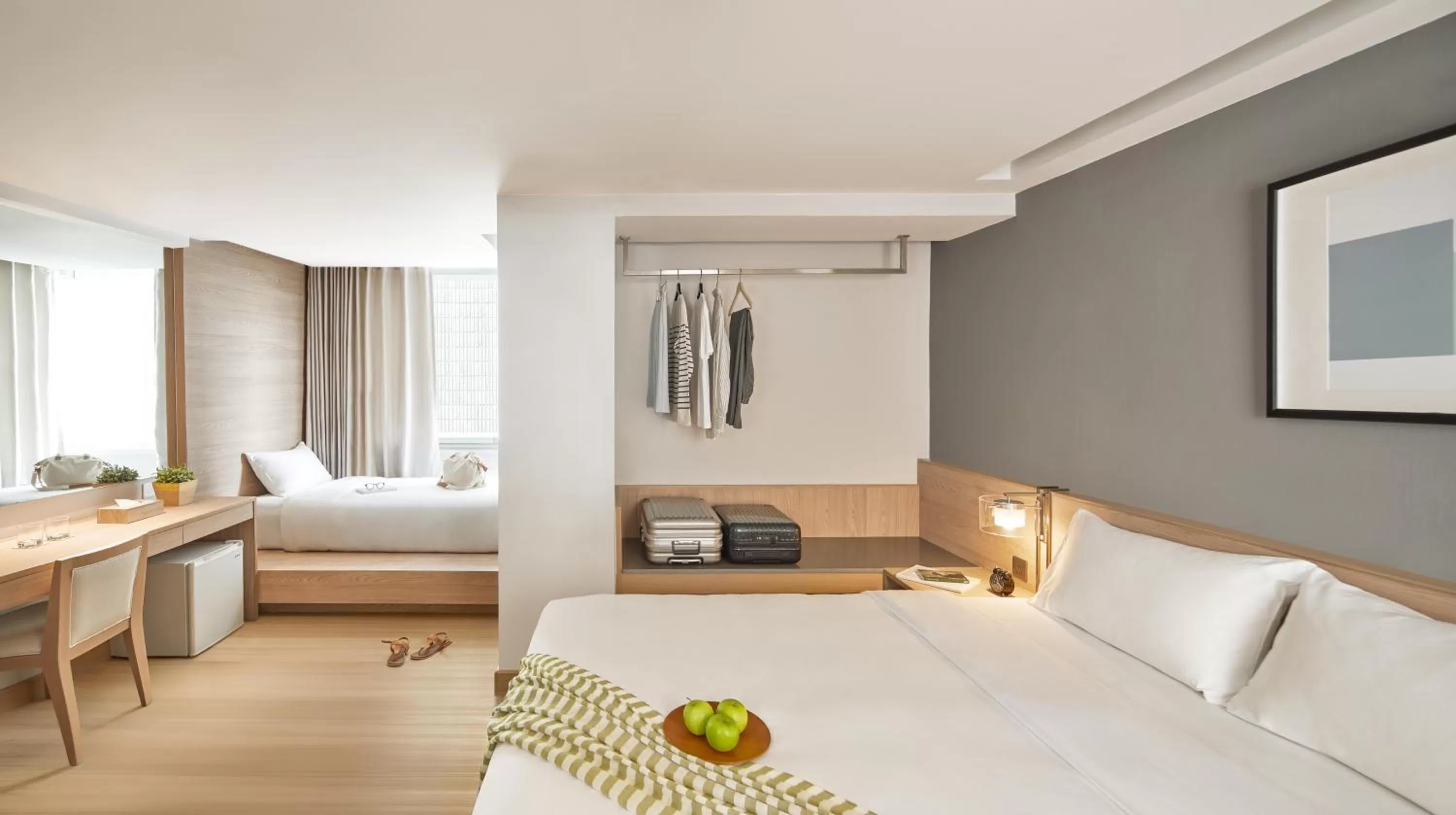 Luxury Triple Room in Kritthai Residence