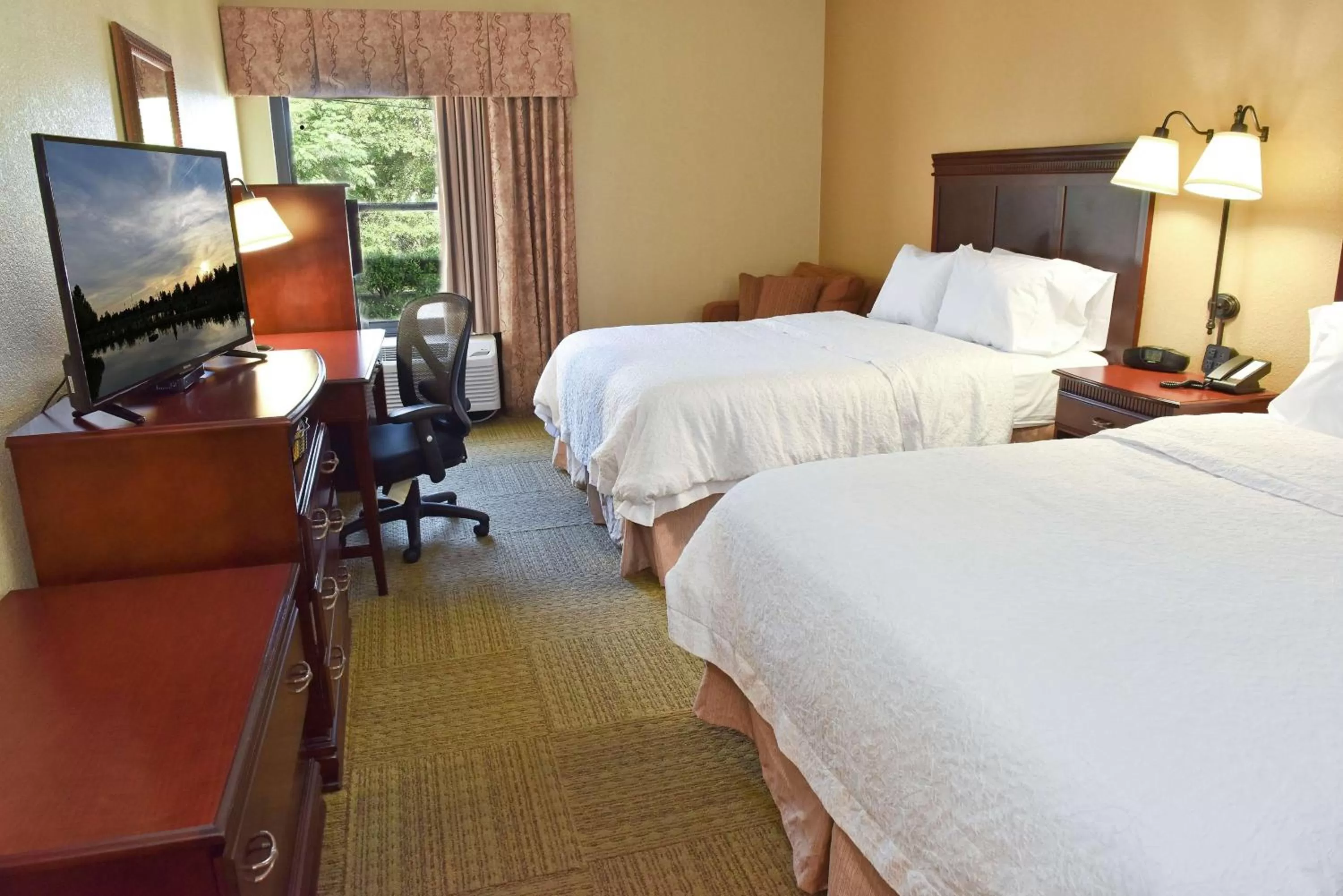 Room with Two Queen Beds - Non-Smoking in Hampton Inn Ruston