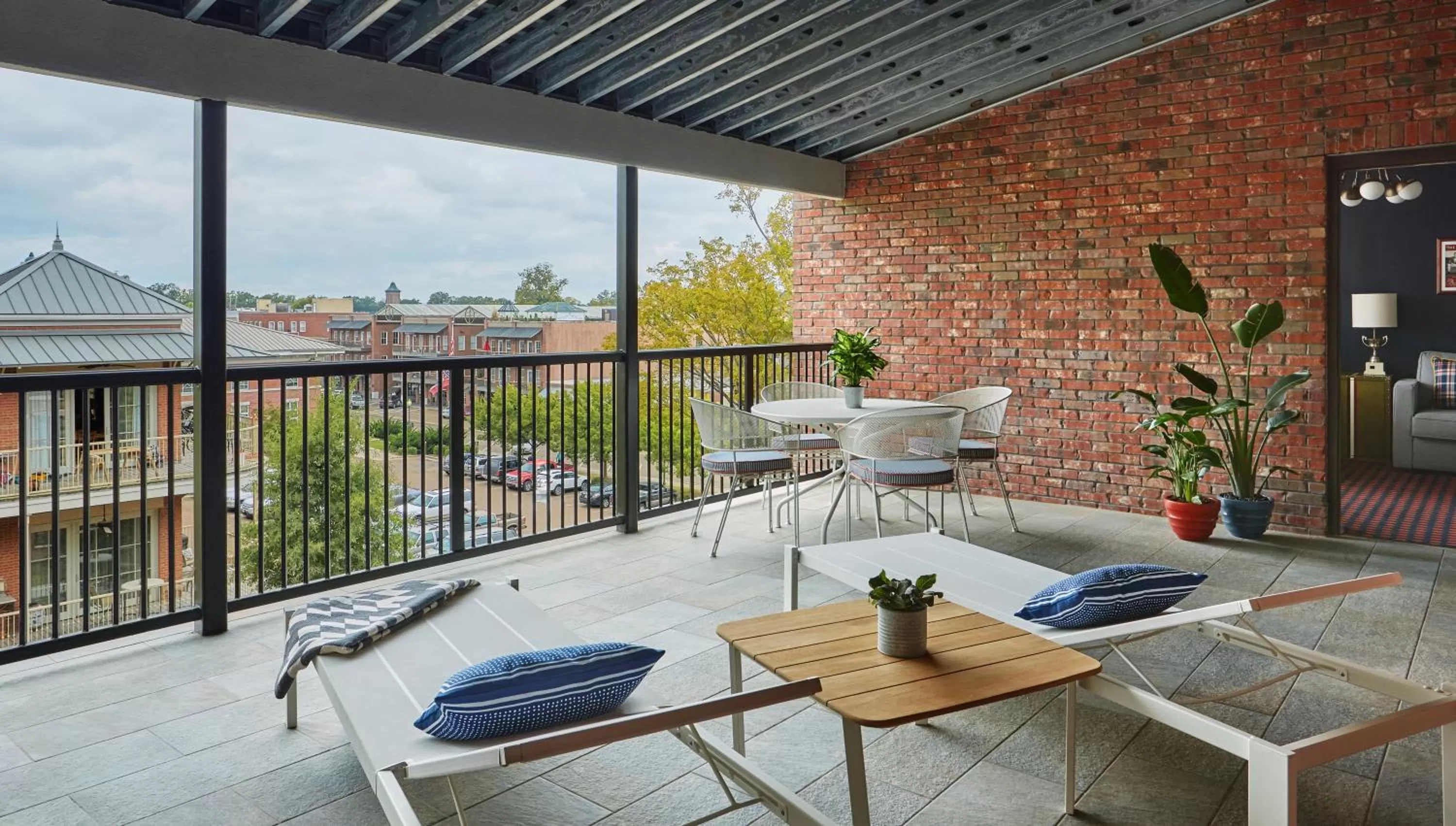 Patio in Graduate by Hilton Oxford