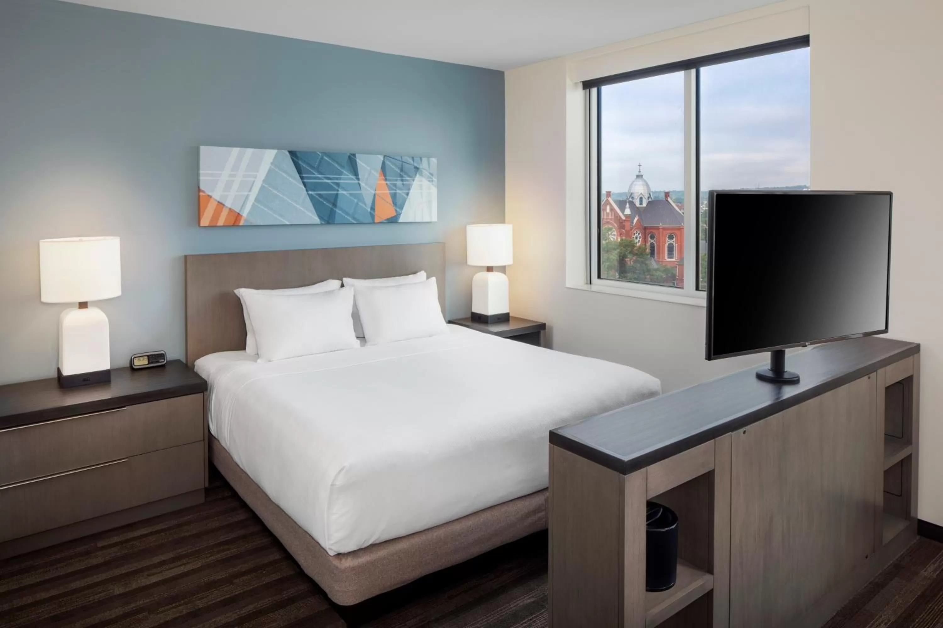 King Studio Suite with Kitchen, Tub and Sofa Bed - Disability Access in Hyatt House Augusta Downtown