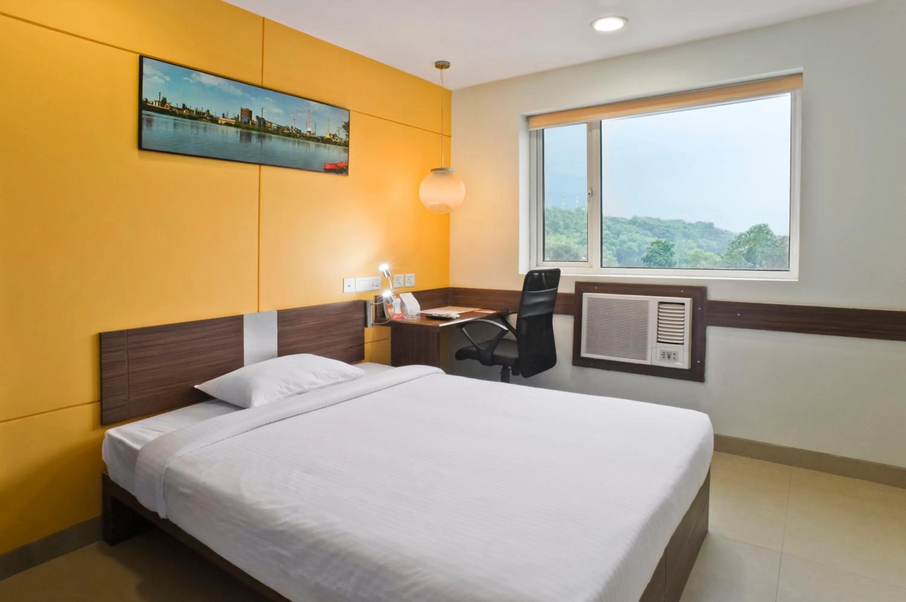 Bed in Ginger Nashik