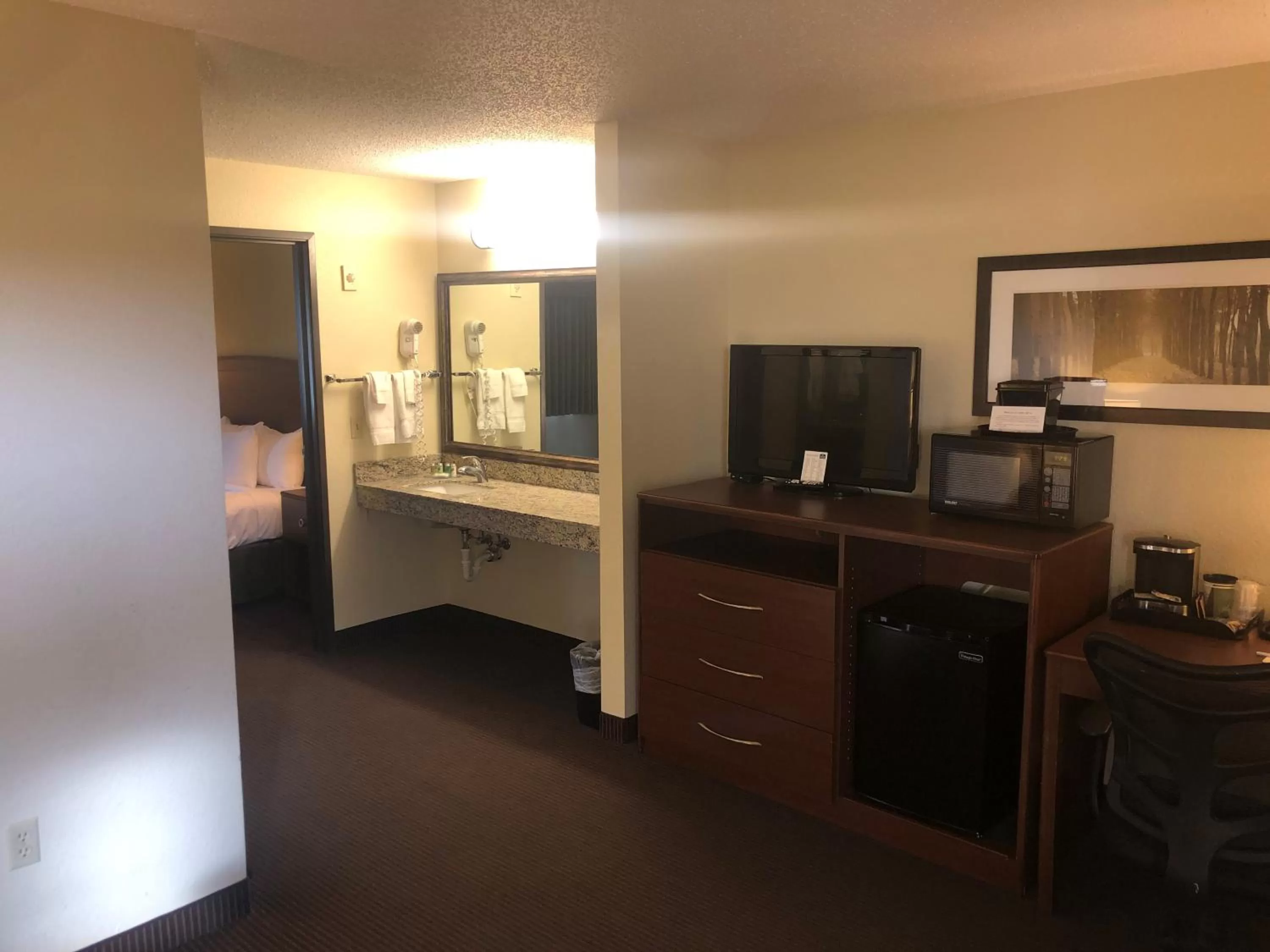 One-Bedroom Suite in Cobblestone Hotel & Suites - Wisconsin Rapids